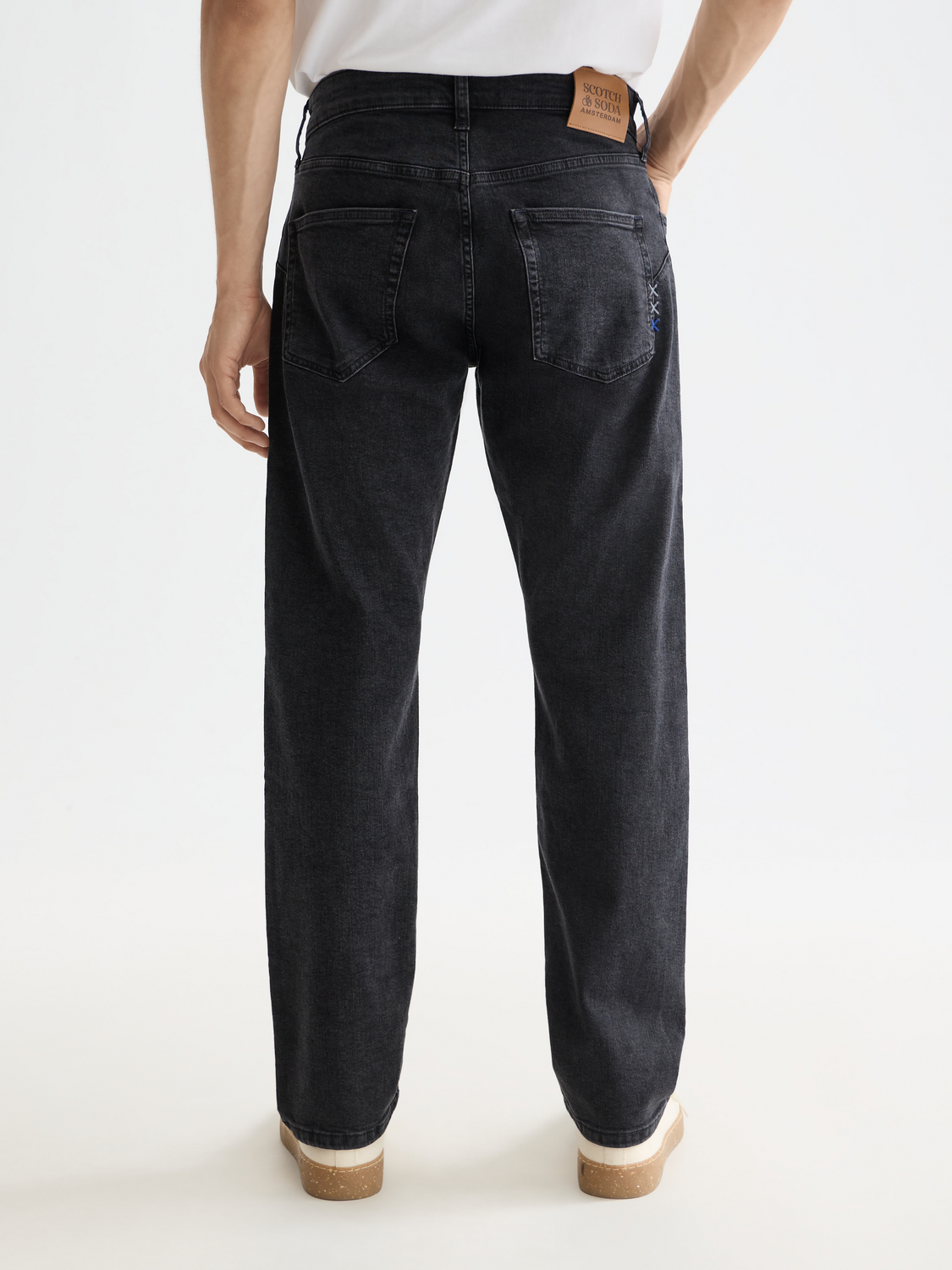 Beige ג׳ינס ארוך לגברים The Zee – Straight Leg SCOTCH & SODA