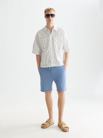 White Smoke מכנסיים קצרים לגברים  עם פאץ׳ לוגו SCOTCH & SODA