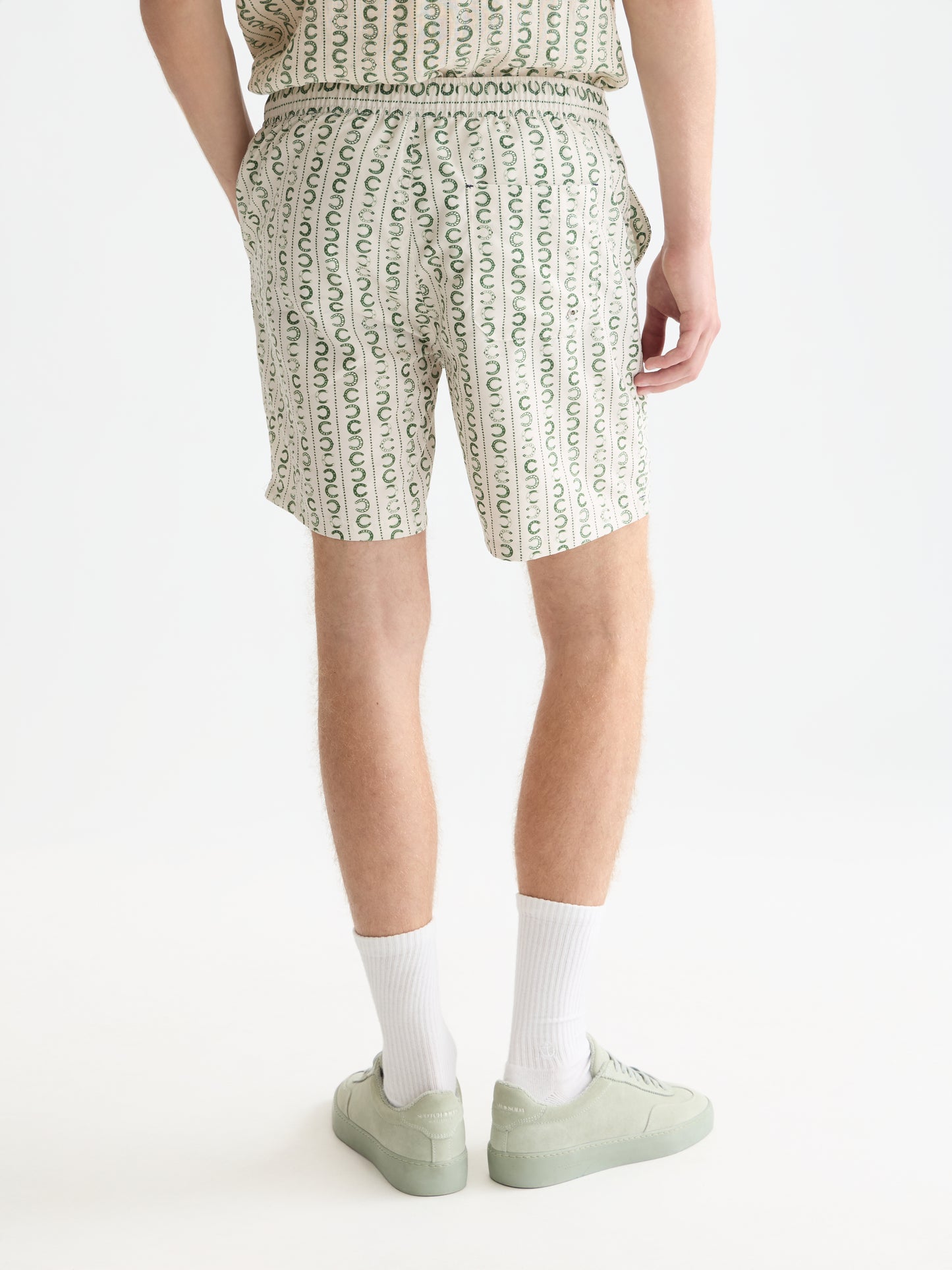 White Smoke בגד ים לגברים Printed Mid-Length Swim Shorts SCOTCH & SODA