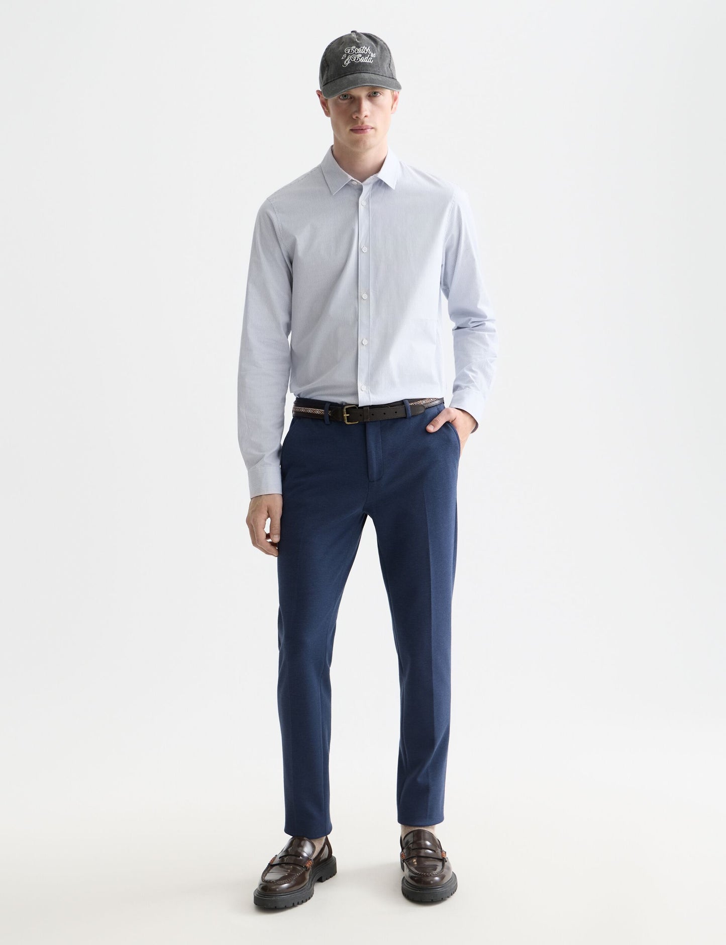 White Smoke חולצה מכופתרת ארוכה לגברים Core Poplin SCOTCH & SODA