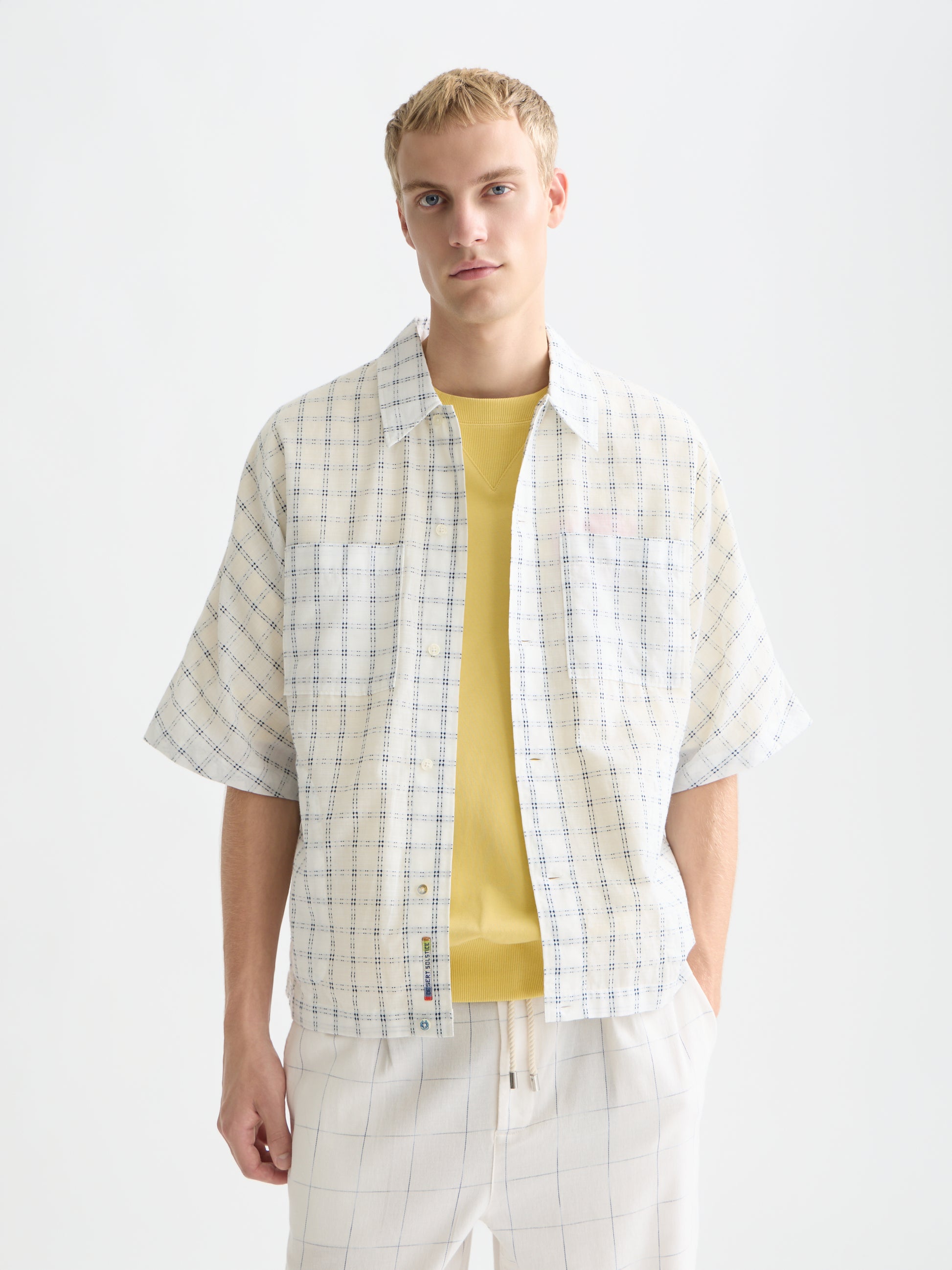 Lavender חולצה מכופתרת קצרה לגברים עם רקמת טקסטורה Check SCOTCH & SODA