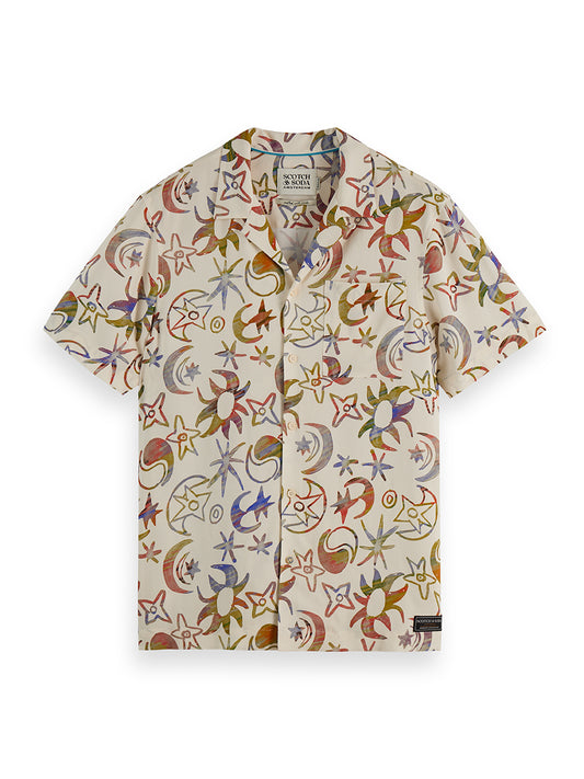 White Smoke חולצה מכופתרת קצרה לגברים Printed Viscose Short Sleeve SCOTCH & SODA