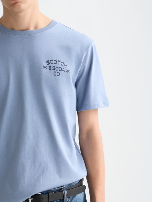 Lavender טי שירט קצרה לגברים Left Chest Artwork SCOTCH & SODA