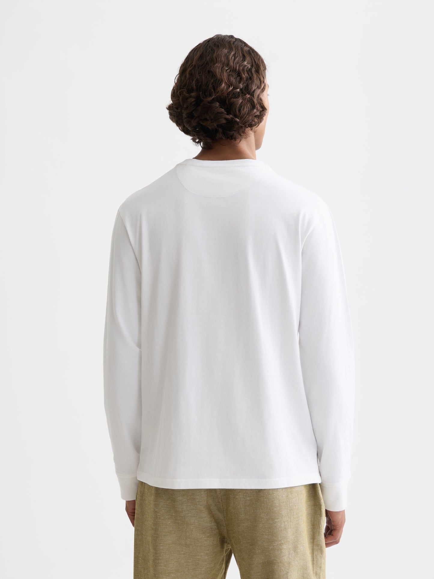 Light Gray CHEST LOGO REGULAR-FIT  LONG-SLEEVED T-SHIRT טי שירט ארוכה SCOTCH & SODA