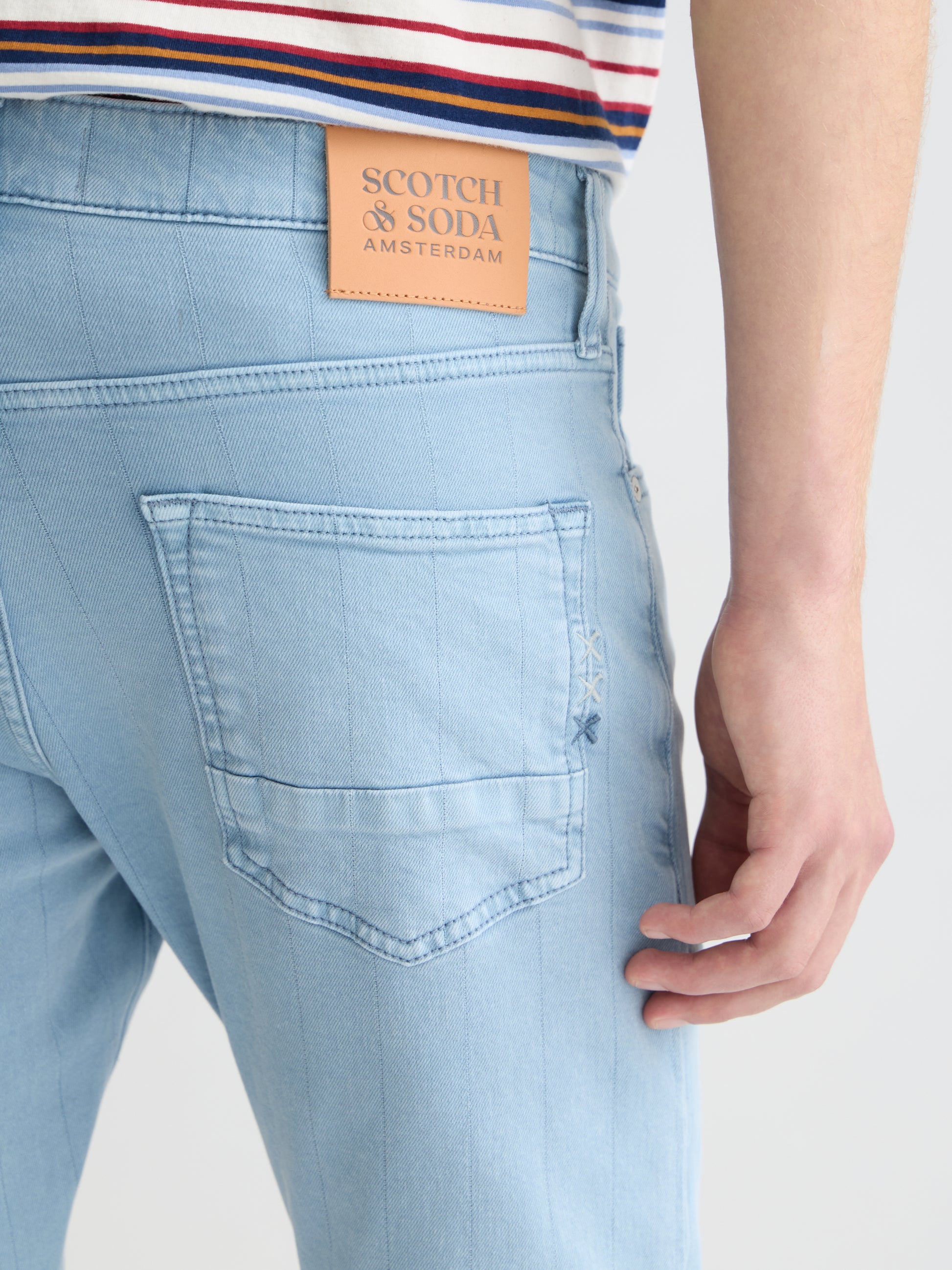 Lavender ג'ינס ארוך לגברים Straight Fit SCOTCH & SODA