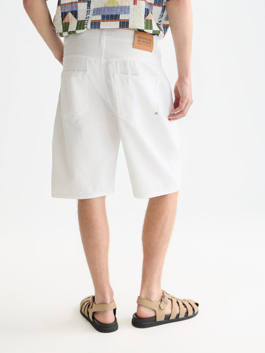 White Smoke THE PITCH LOOSEFIT JEANS SHORT ג'ינס קצר SCOTCH & SODA