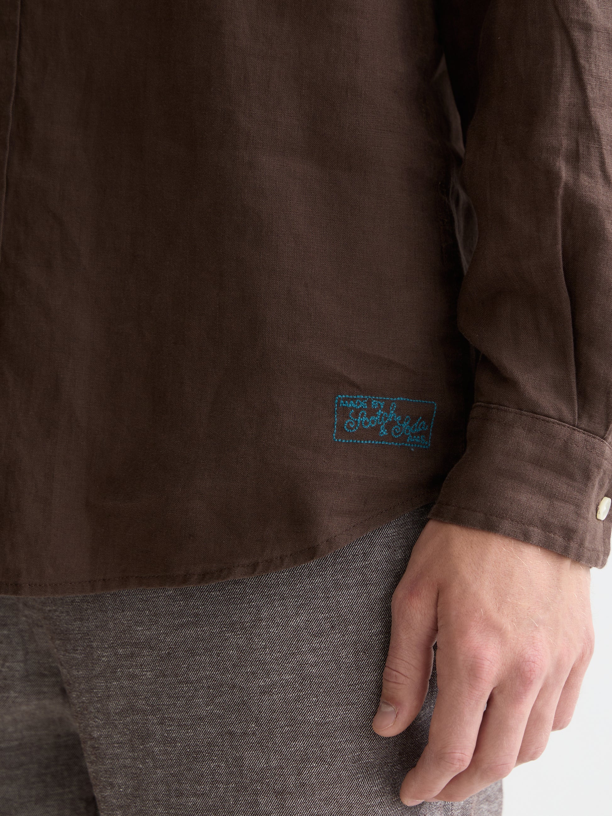 Black חולצה מכופתרת ארוכה לגברים Seasonal Core SCOTCH & SODA