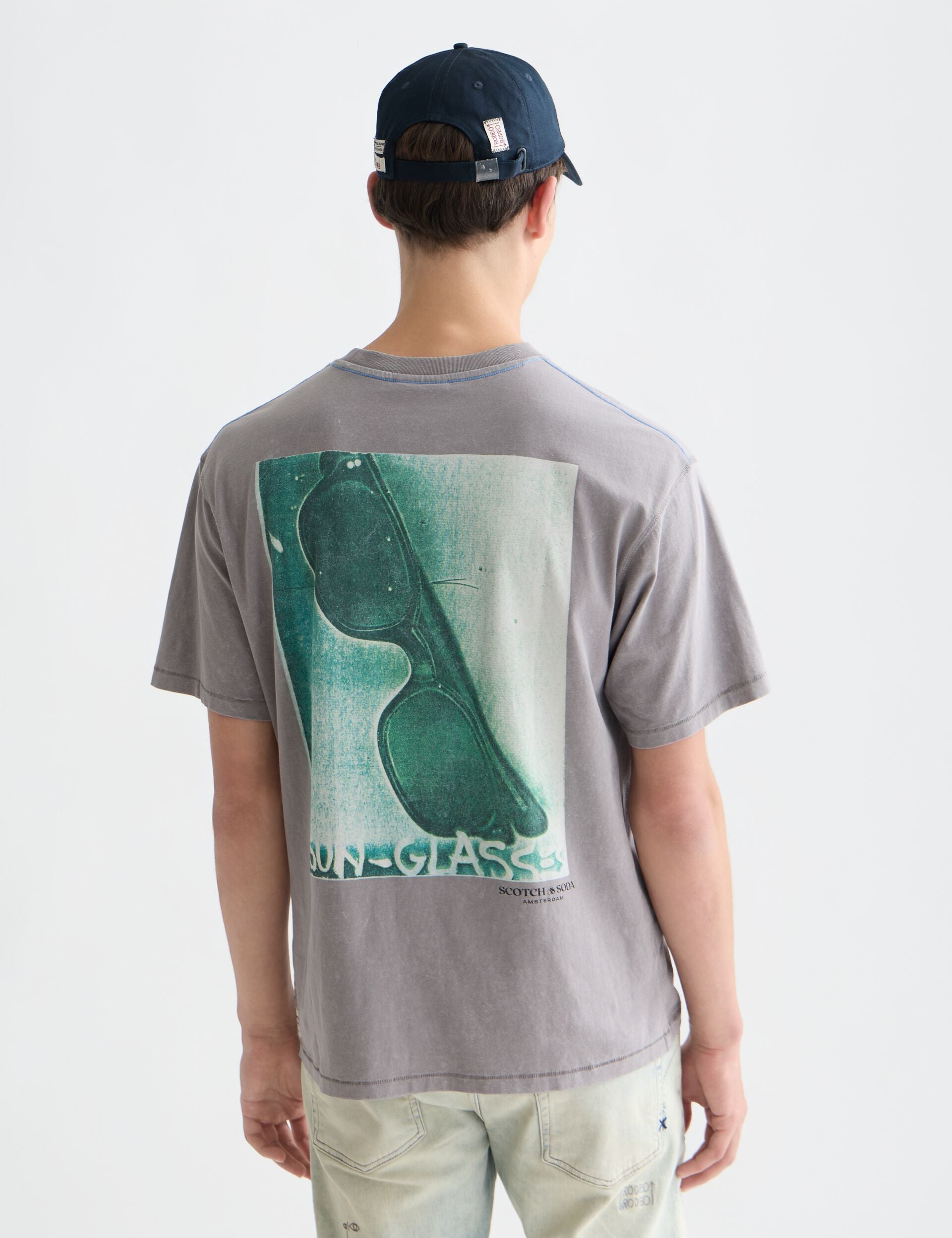 Lavender טי שירט Basquiat לגברים עם הדפס קדמי ואחורי SCOTCH & SODA