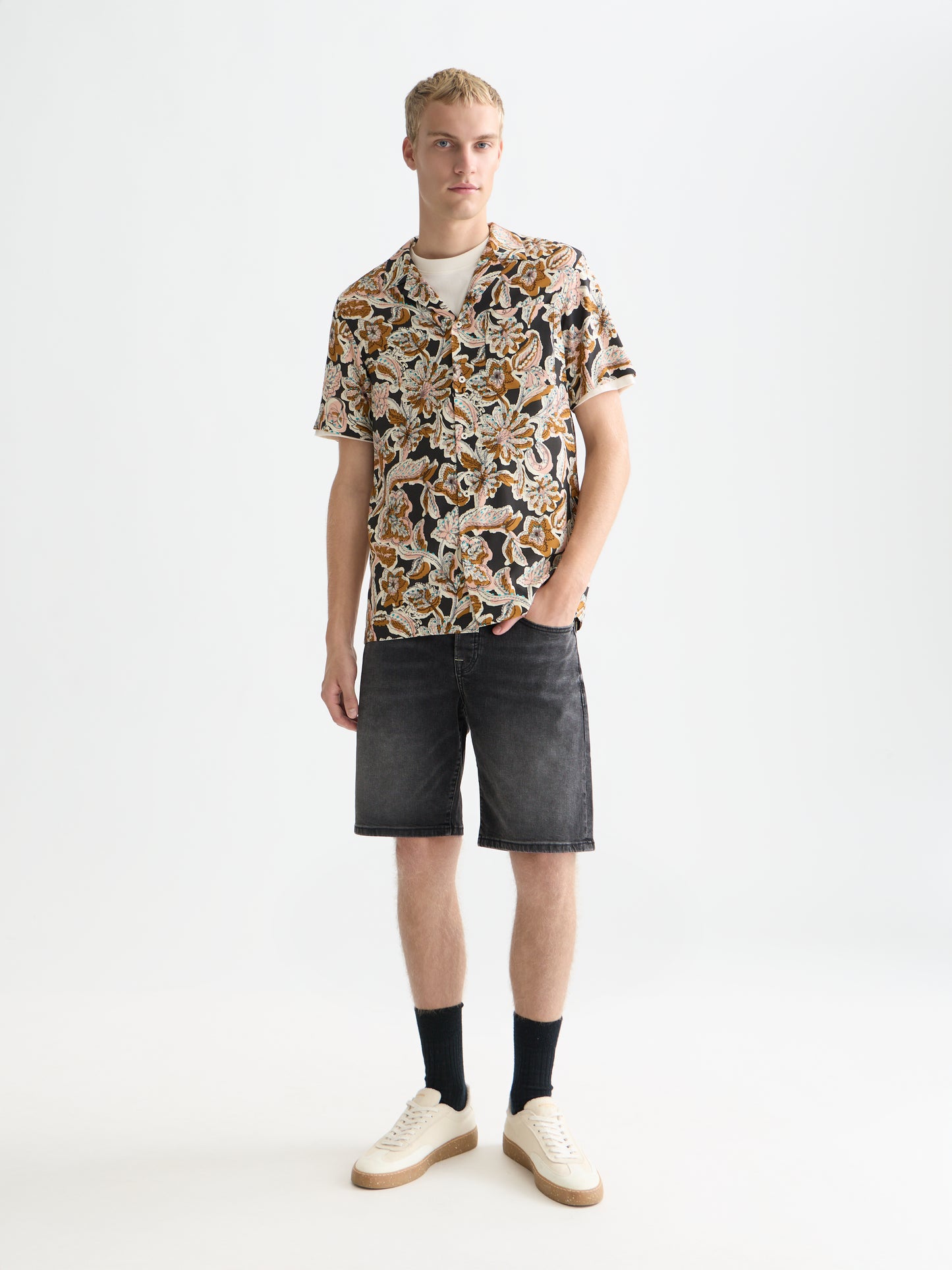 White Smoke חולצה מכופתרת קצרה לגברים Printed Viscose SCOTCH & SODA