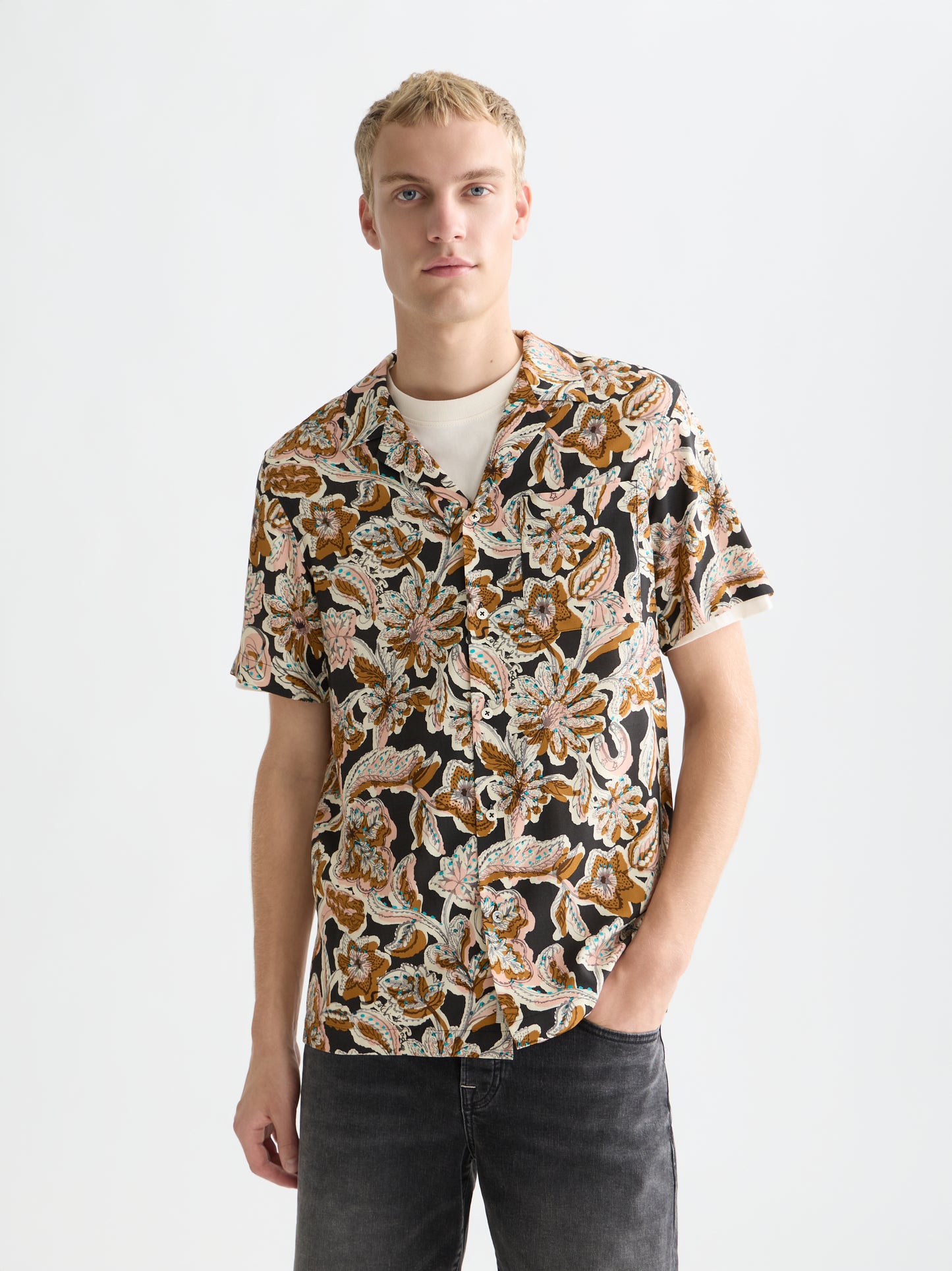 White Smoke חולצה מכופתרת קצרה לגברים Printed Viscose SCOTCH & SODA