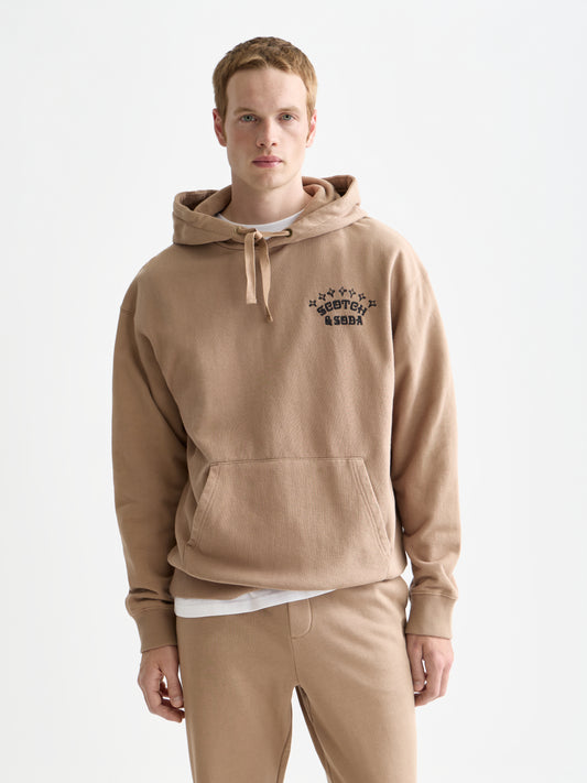 White Smoke FRONT AND BACK ARTWORK RELAXED-FIT ARTWORK קפוצ'ון SCOTCH & SODA