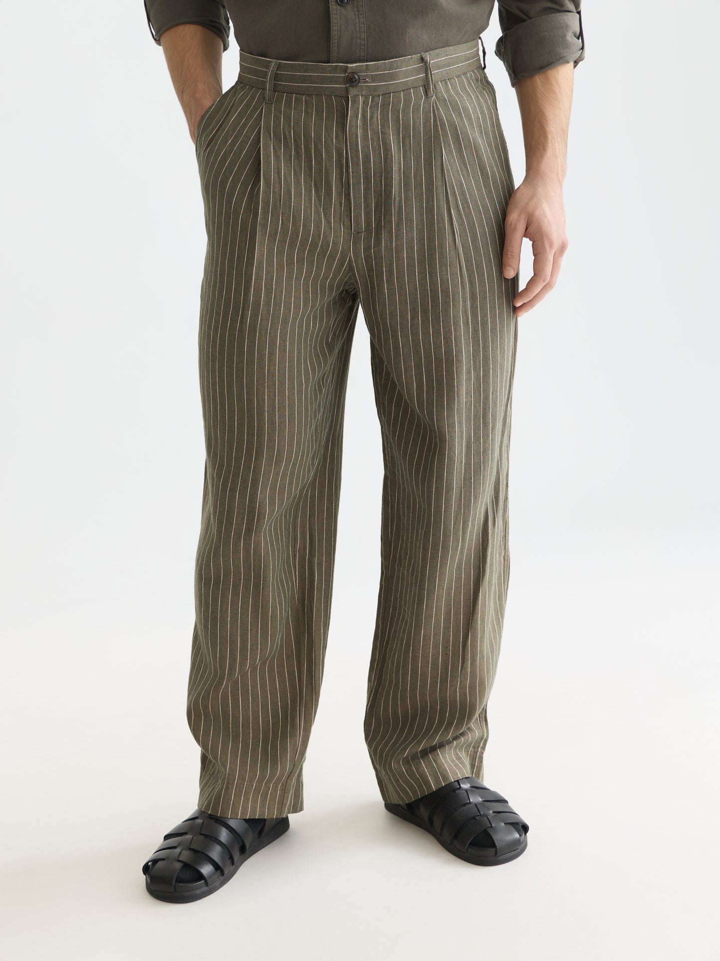 Lavender מכנסיים ארוכים לגברים Pleated Chino SCOTCH & SODA