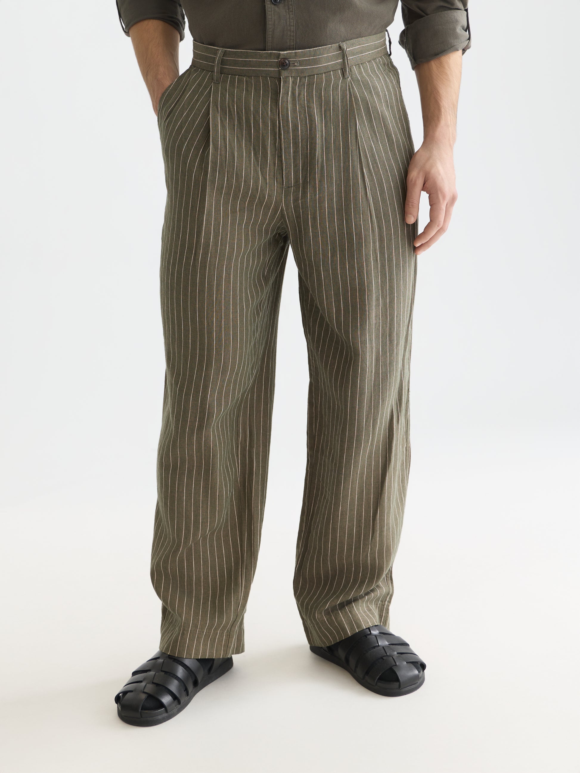 Lavender מכנסיים ארוכים לגברים Pleated Chino SCOTCH & SODA