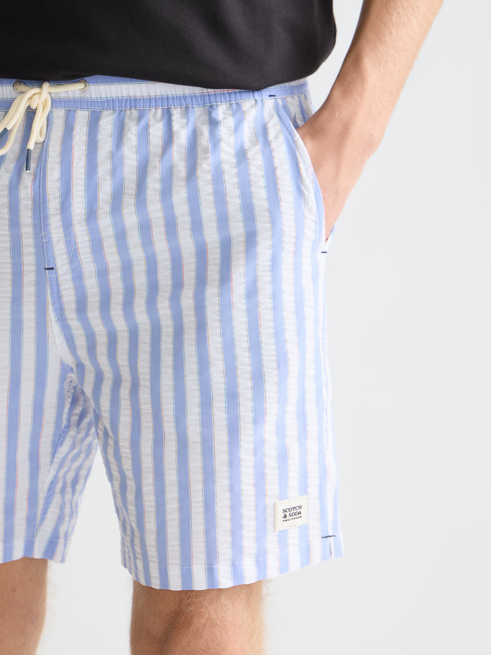 Lavender מכנסי בגד ים מודפסים לגברים Printed Midlength Swim Shorts SCOTCH & SODA