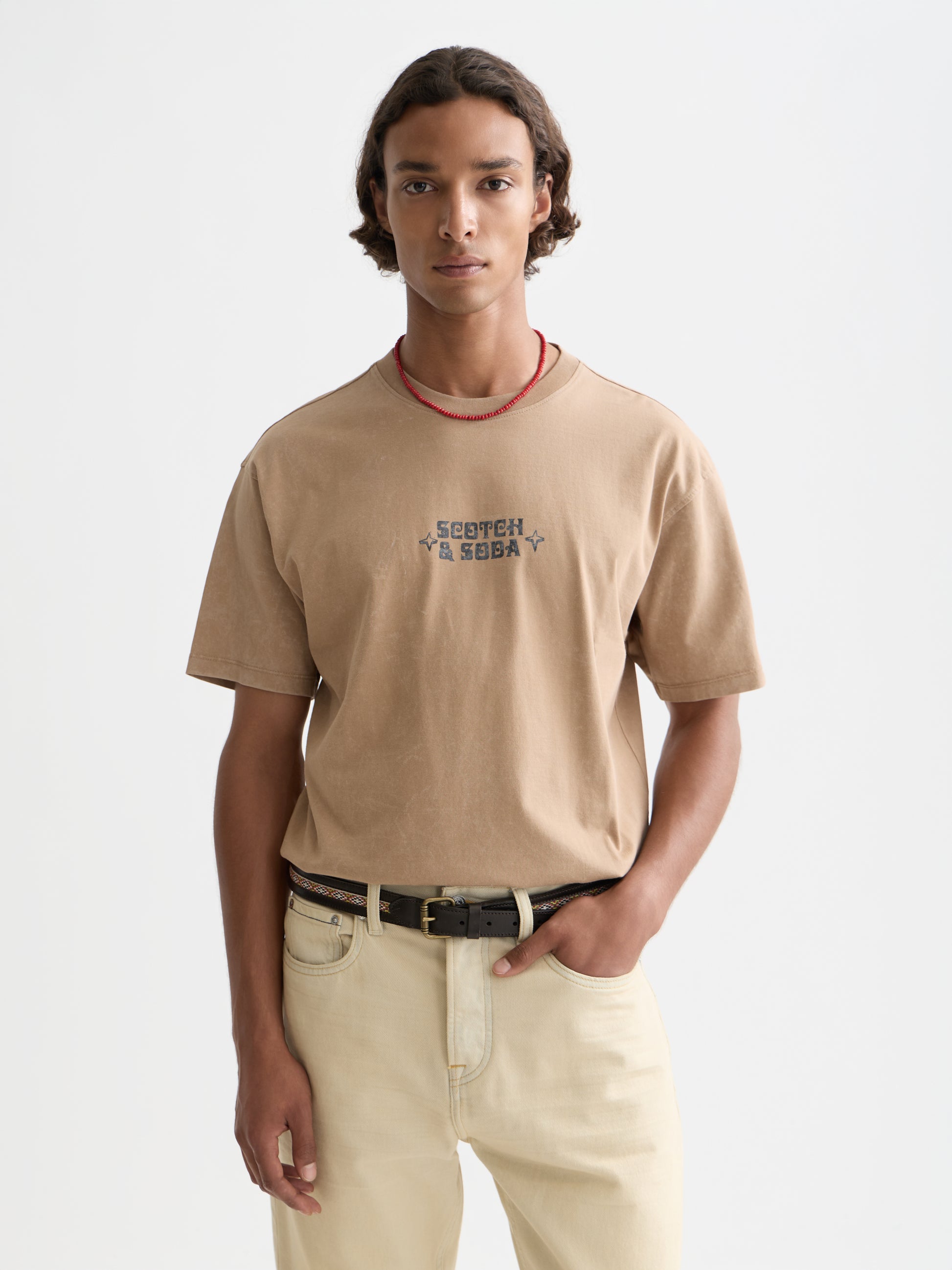 Lavender טי שירט קצרה לגברים Artwork SCOTCH & SODA