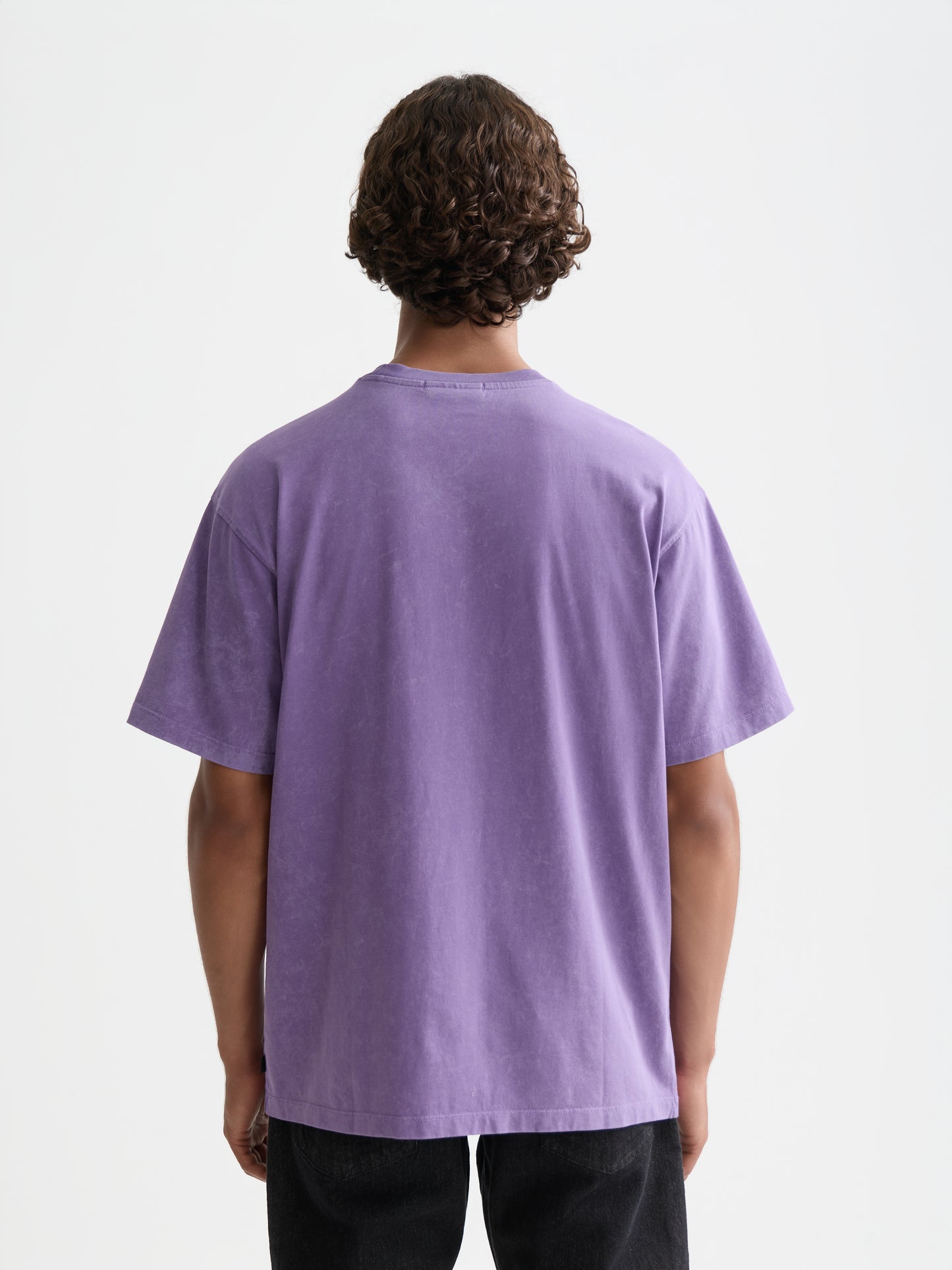 Lavender טי שירט קצרה לגברים Artwork SCOTCH & SODA