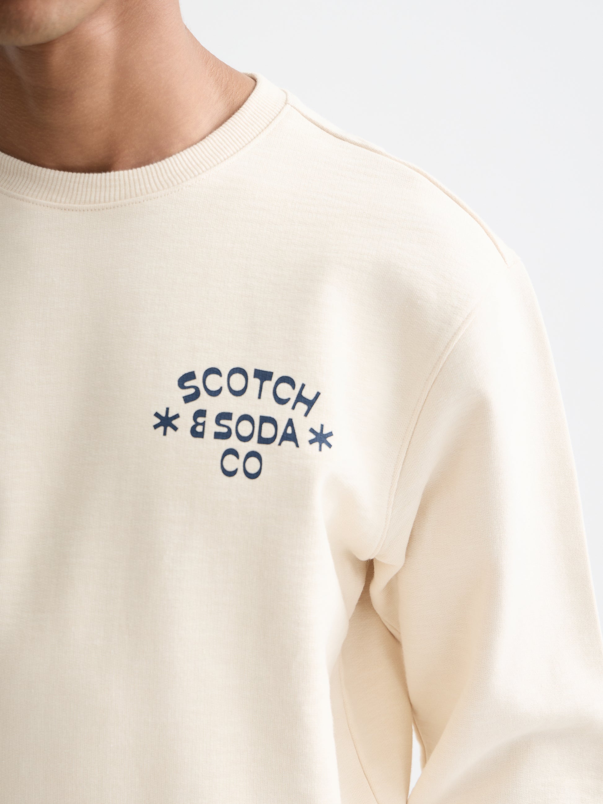 Light Gray CHEST LOGO REGULAR-FIT SWEATSHIRT סווטשירט SCOTCH & SODA
