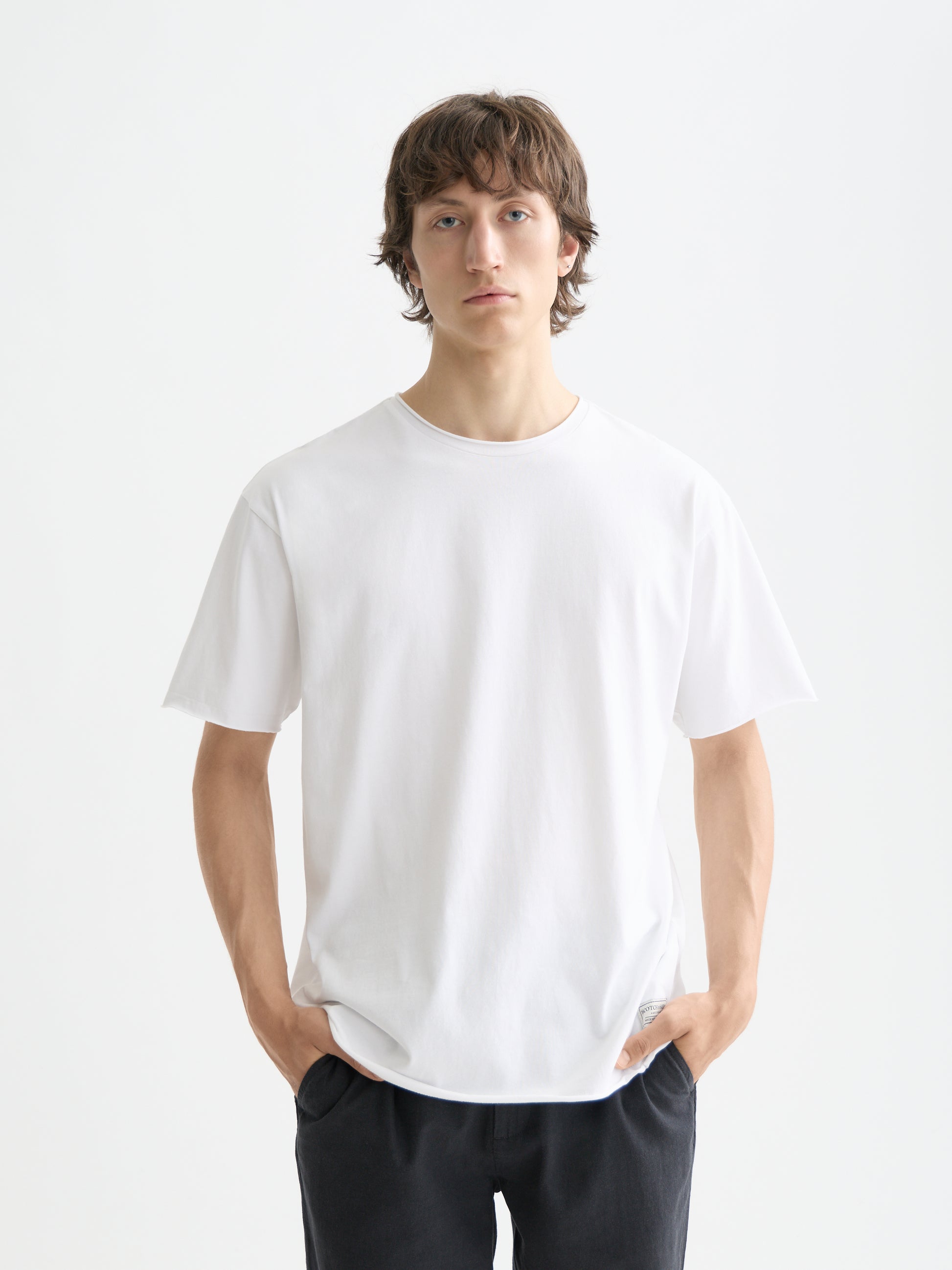 White Smoke CORE RAW-EDGED RELAXED-FIT GARMENT-DYED T-SHIRT טי שירט קצרה SCOTCH & SODA