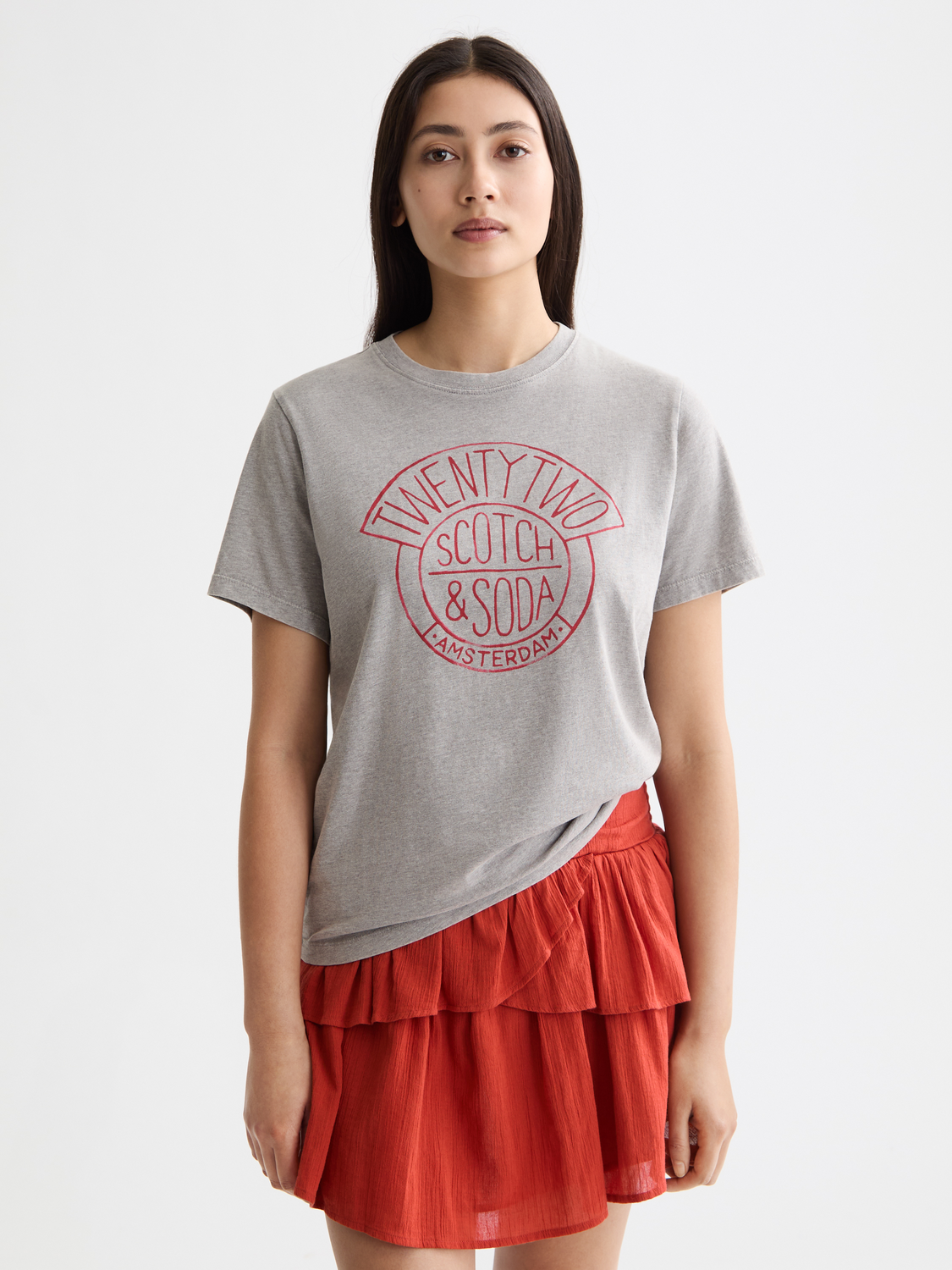 Antique White טי שירט קצרה עם לוגו לנשים SCOTCH & SODA