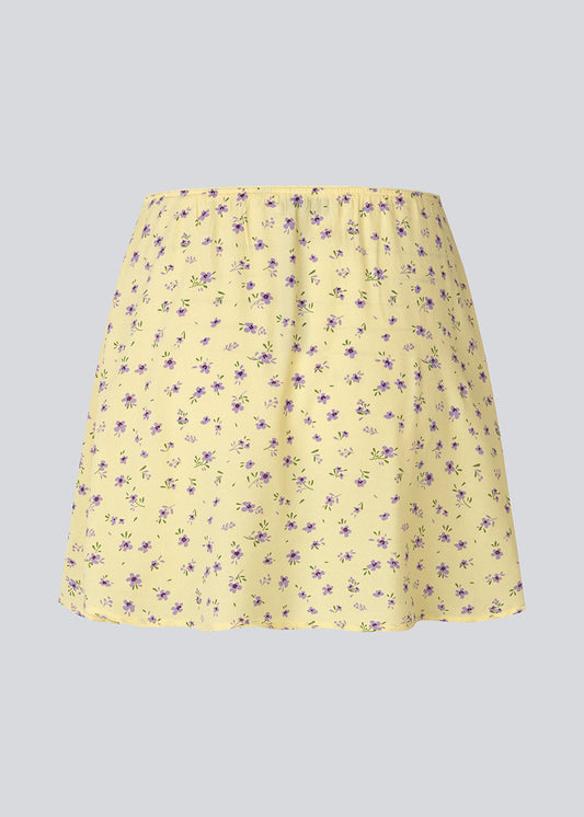 Pale Goldenrod חצאית מיני לנשים Alyssamd Print MODSTROM