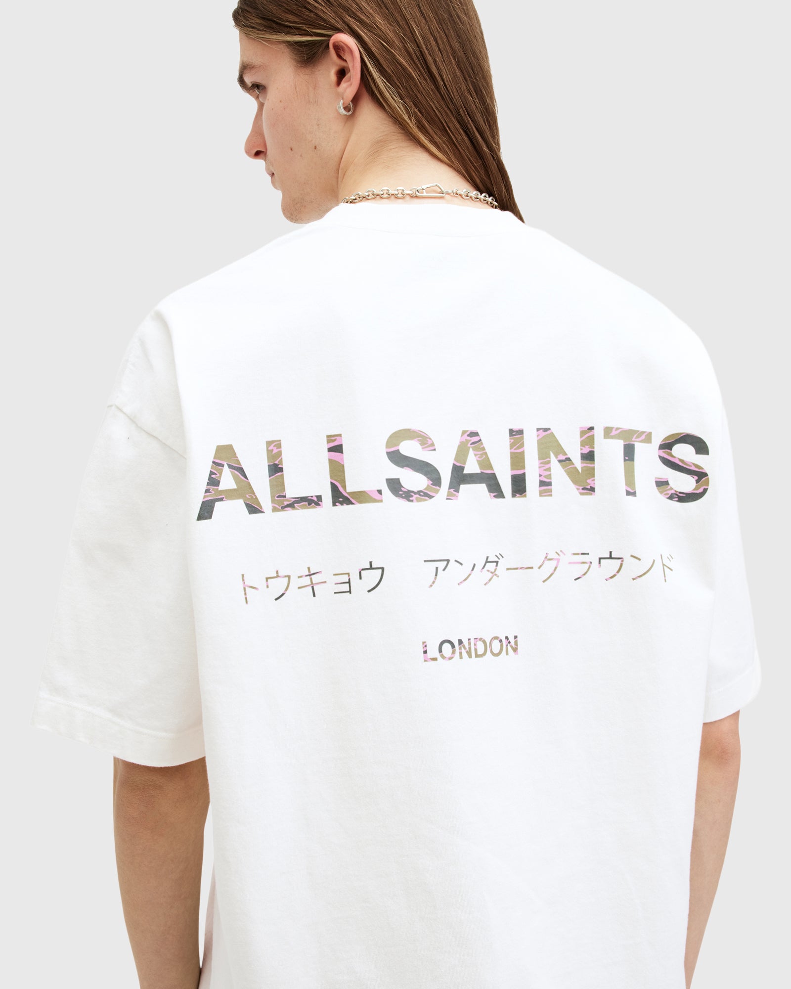 White Smoke טי שירט קצרה אוברסייז לגברים  Underground Camo ALLSAINTS