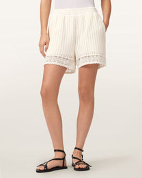 Antique White מכנסיים קצרים לנשים Elma Crochet Short ALLSAINTS