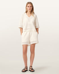 Antique White מכנסיים קצרים לנשים Elma Crochet Short ALLSAINTS