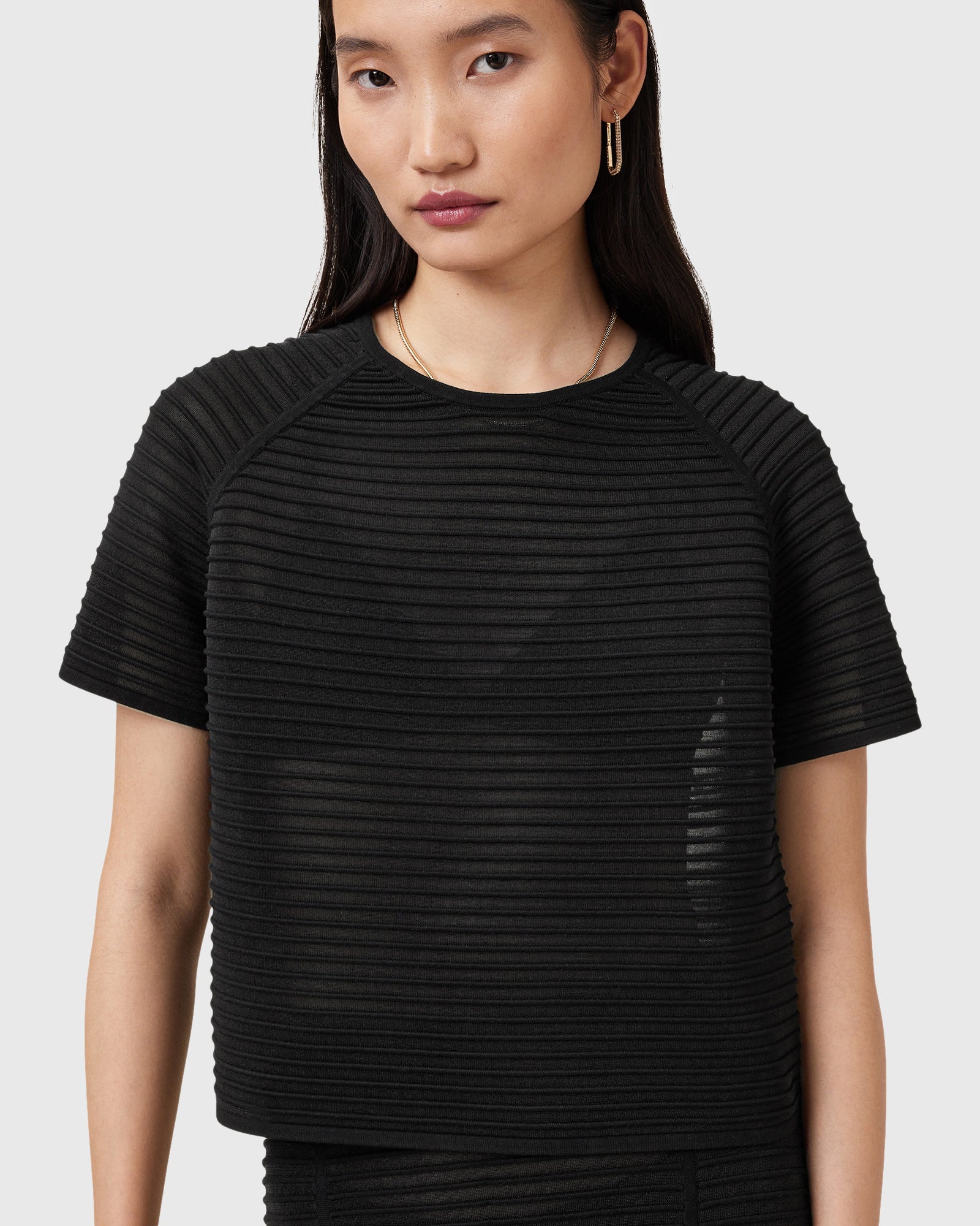 Black טי שירט קצרה לנשים Alice ALLSAINTS