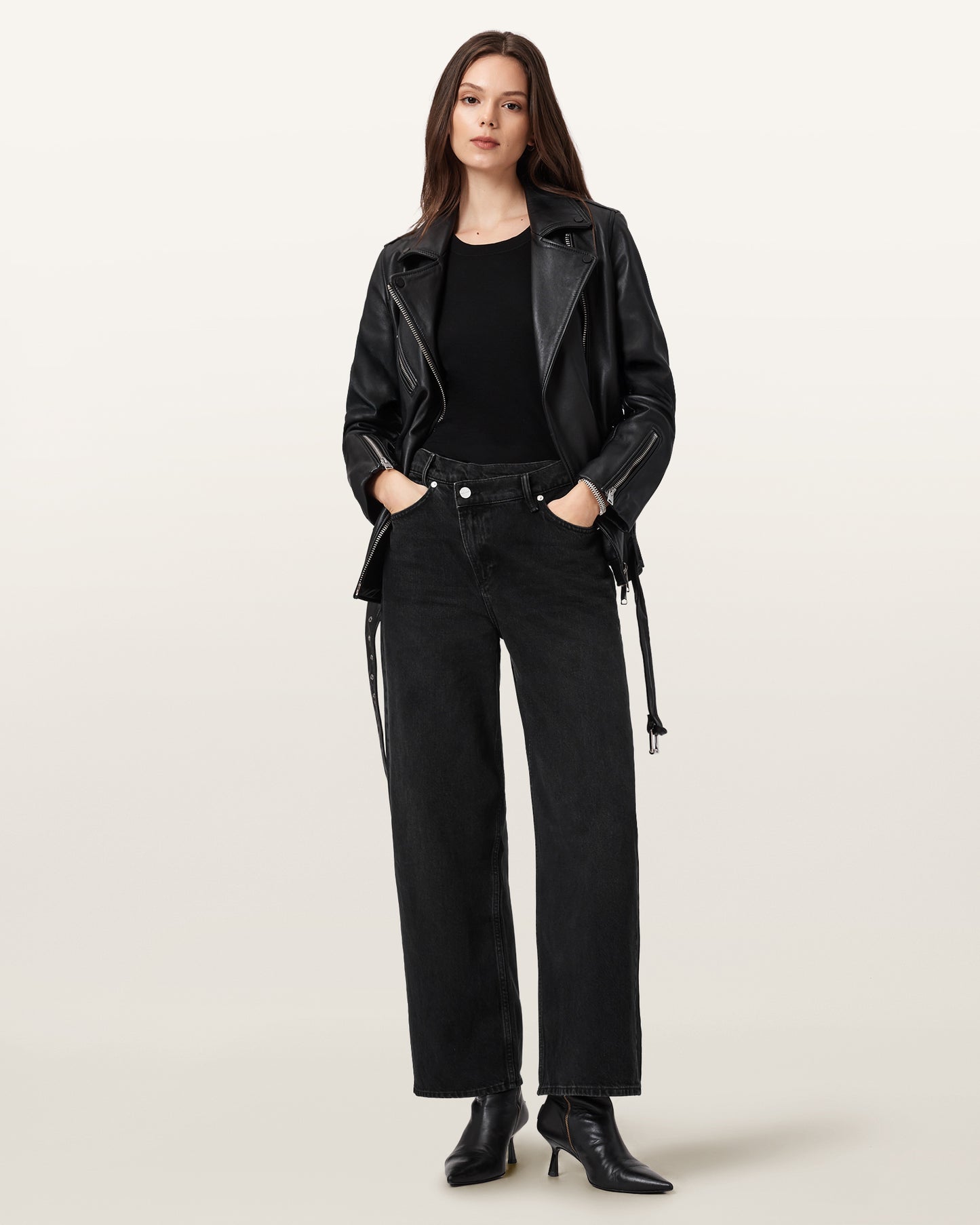 Black ג'ינס ארוך לנשים Aki – Wide Leg ALLSAINTS