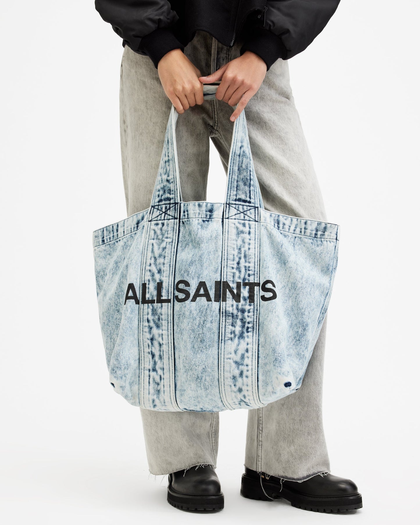 White Smoke תיק טוט ג׳ינס לנשים Izzy Bleached ALLSAINTS
