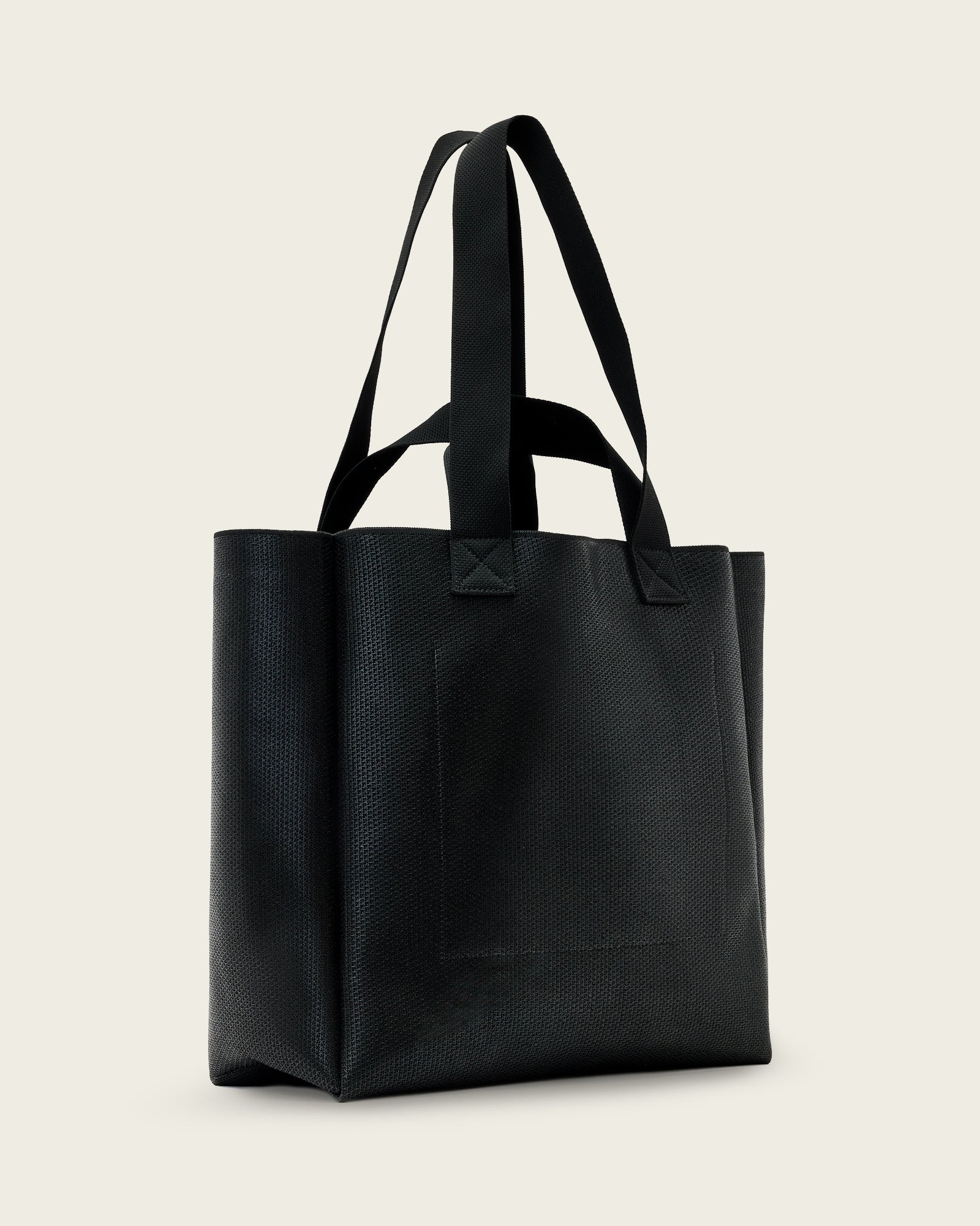 Black IZZY SHEEN E/W TOTE תיק צד ALLSAINTS