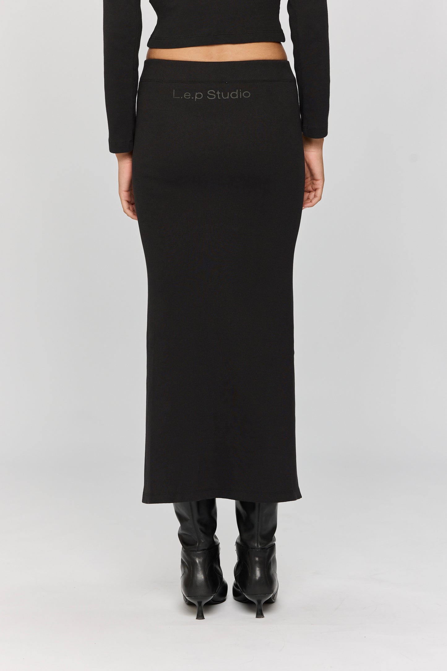 Black חצאית מקסי לנשים Spray LAZY EYE PPL