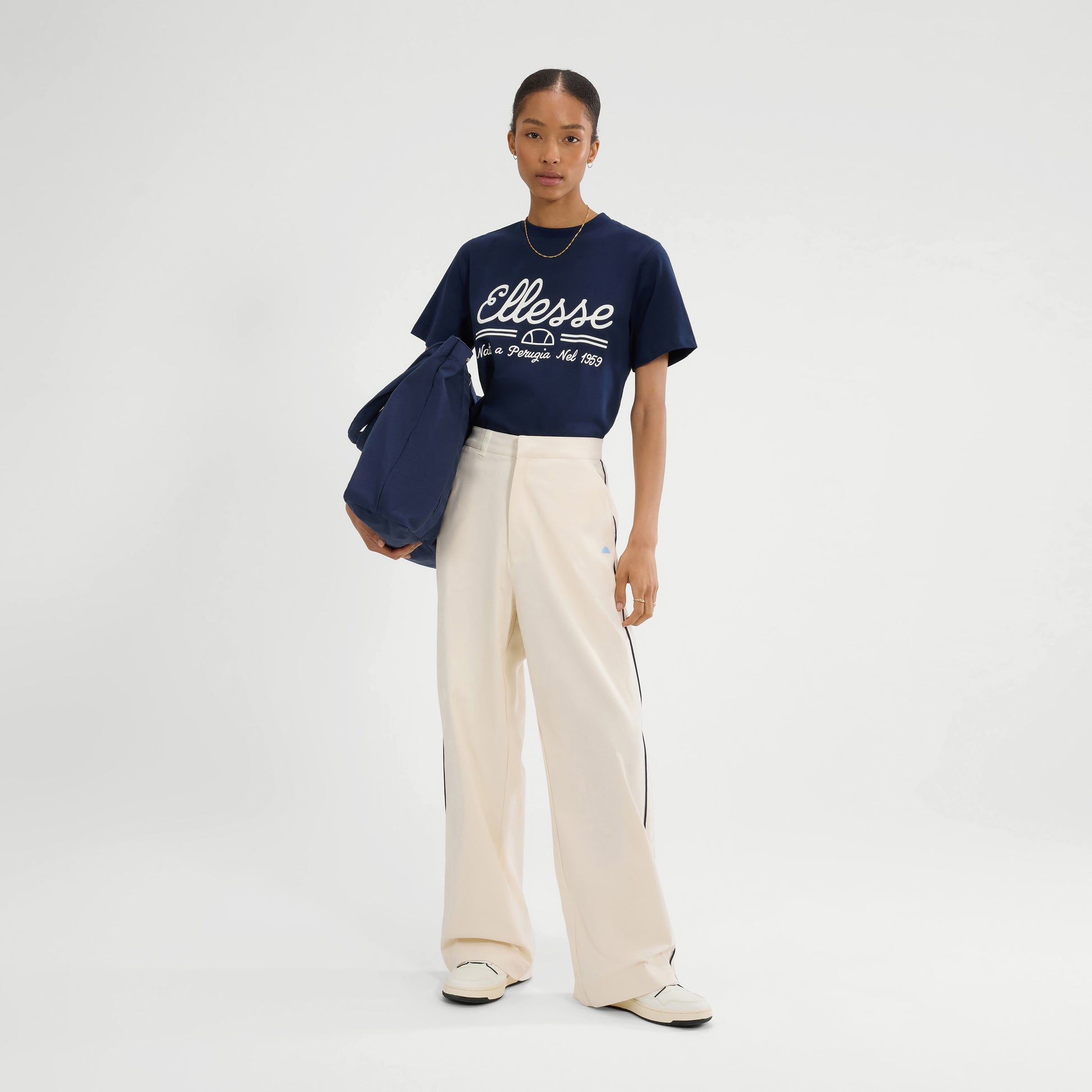 Antique White טי שירט קצרה לנשים Giochi Invernali ELLESSE‎