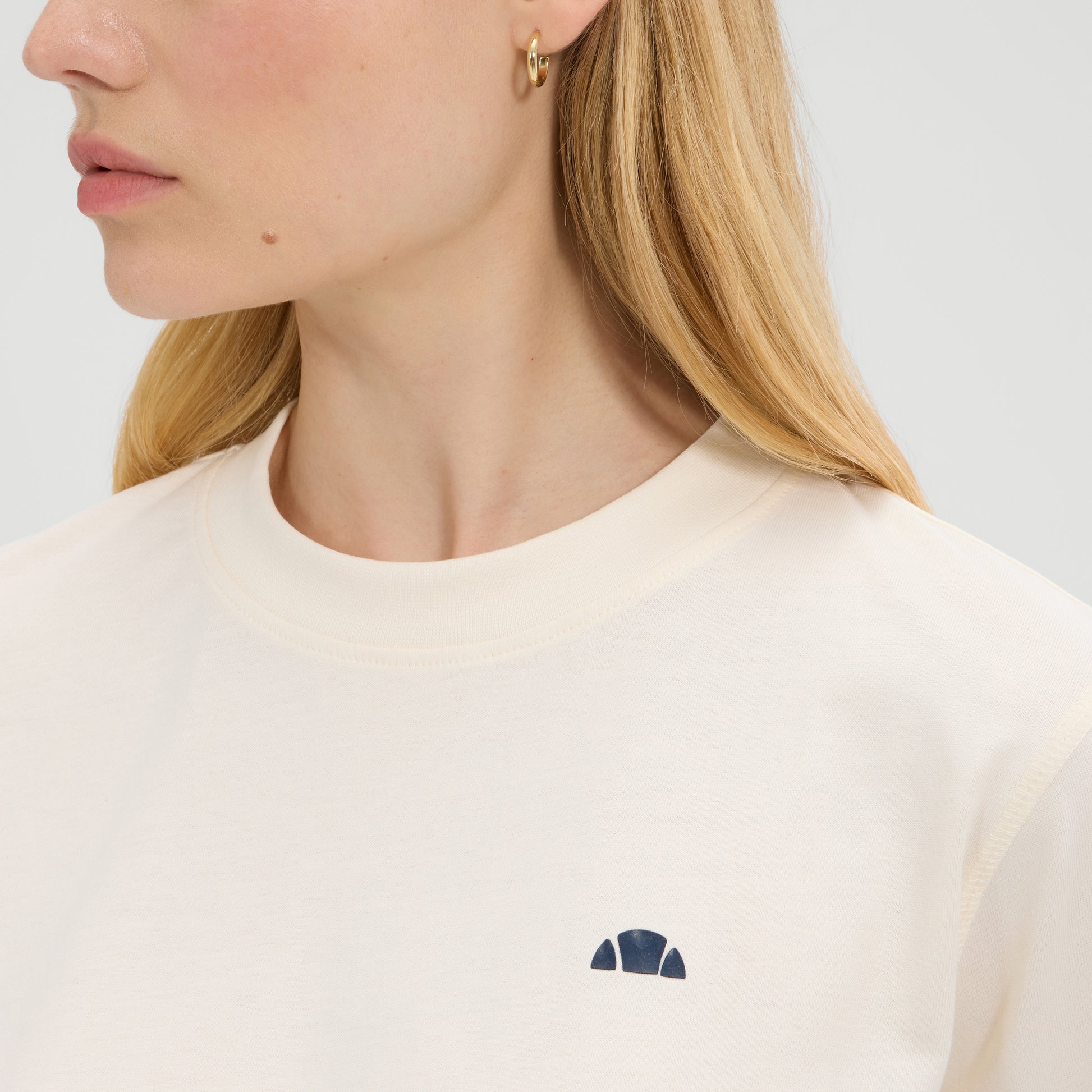 Antique White טי שירט ארוכה לנשים Giochi Invernali ELLESSE‎