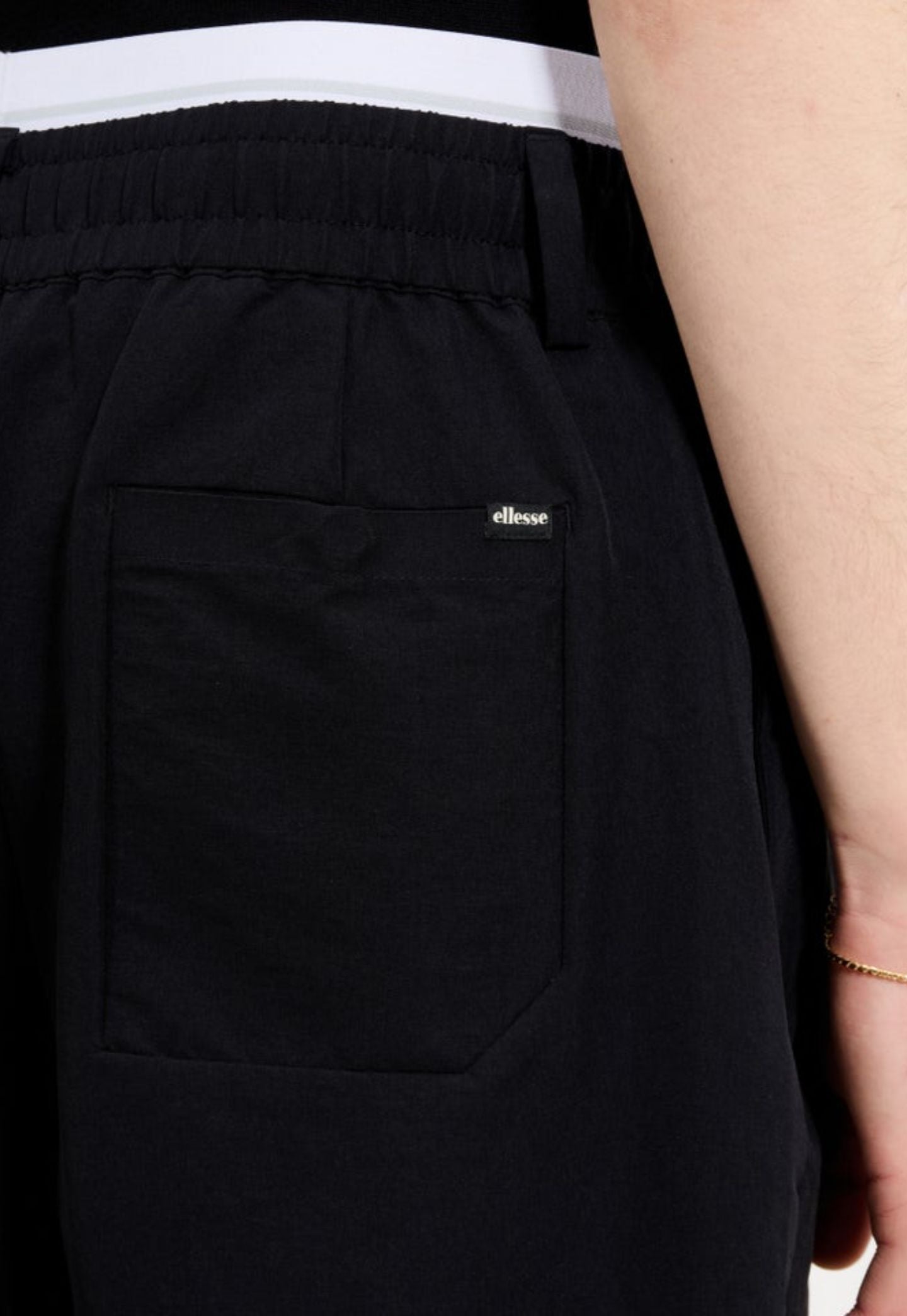 Black מכנסיים קצרים לגברים Trobaso ELLESSE‎
