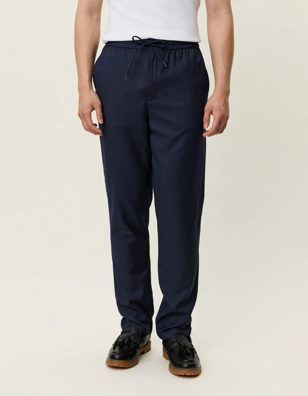 Black מכנסיים ארוכים לגברים Como Tapered LES DEUX