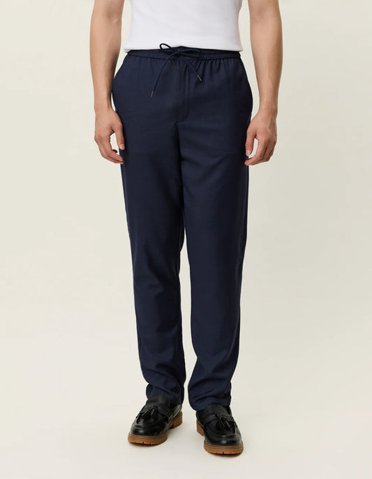 Black מכנסיים ארוכים לגברים Como Tapered LES DEUX