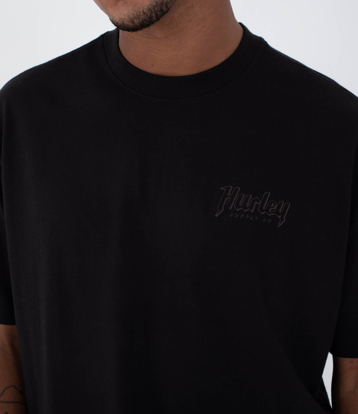 Black טי שירט קצרה לגברים Built HURLEY