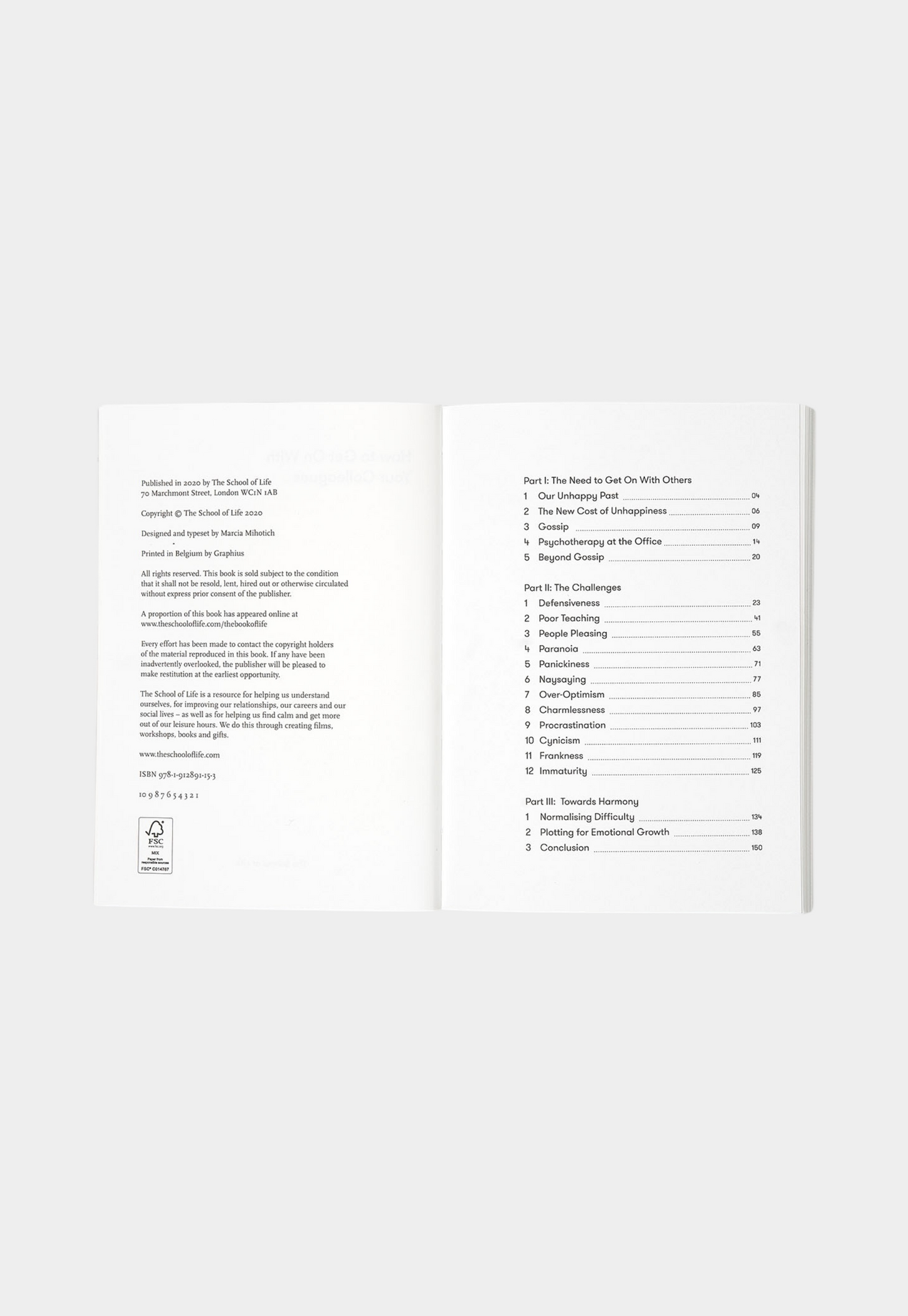 White Smoke ספר How To Get On With Your Colleagues THE SCHOOL OF LIFE