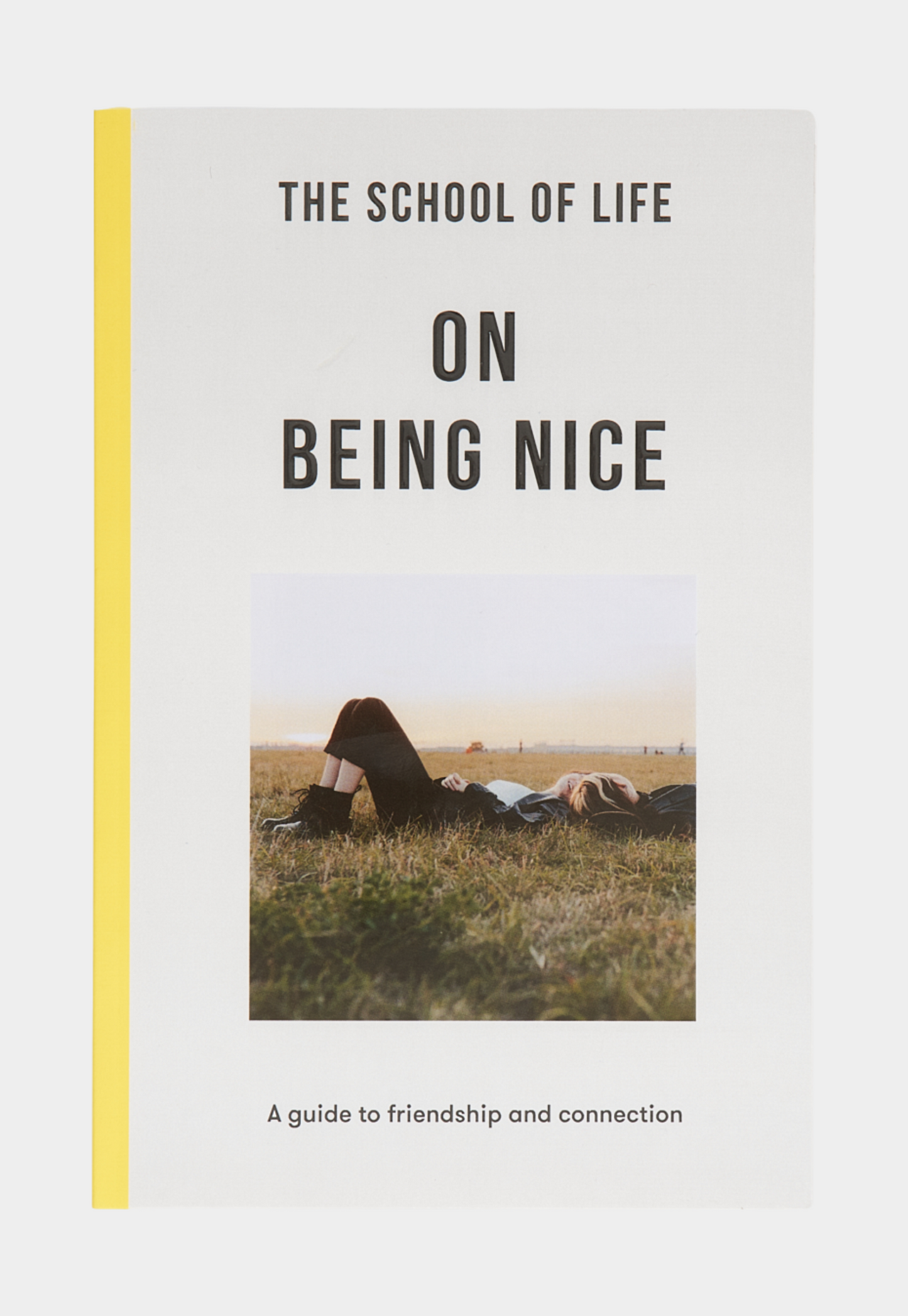 Lavender ספר On Being Nice THE SCHOOL OF LIFE
