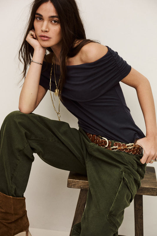 חולצה קצרה לנשים Top Bene