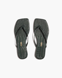 White Smoke כפכפי עור לנשים דמוי  קרוקודיל Square Toe Lily Croc TKEES