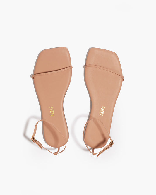 White Smoke סנדלי עור לנשים Square Toe Twiggy TKEES