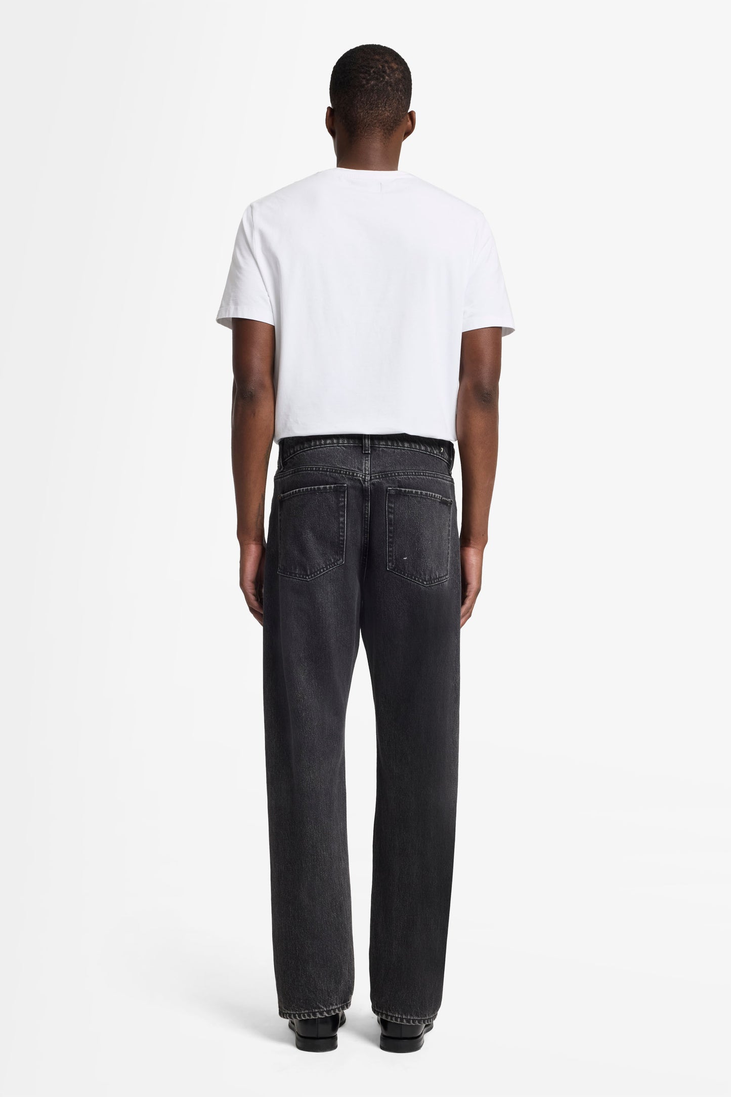 White Smoke ג׳ינס ארוך לגברים Modern – Straight Leg SEVEN FOR ALL MANKIND