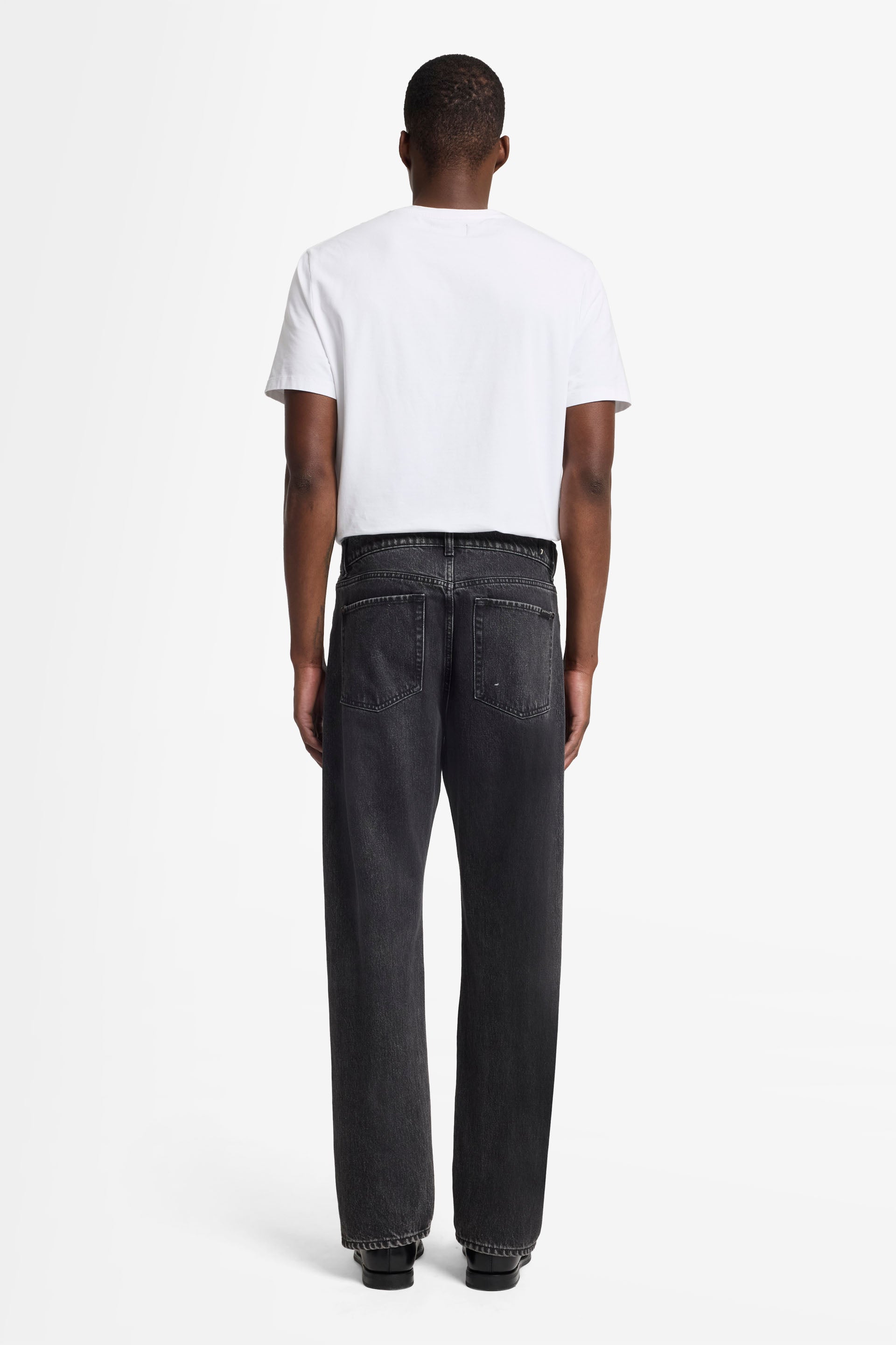 White Smoke ג׳ינס ארוך לגברים Modern – Straight Leg SEVEN FOR ALL MANKIND