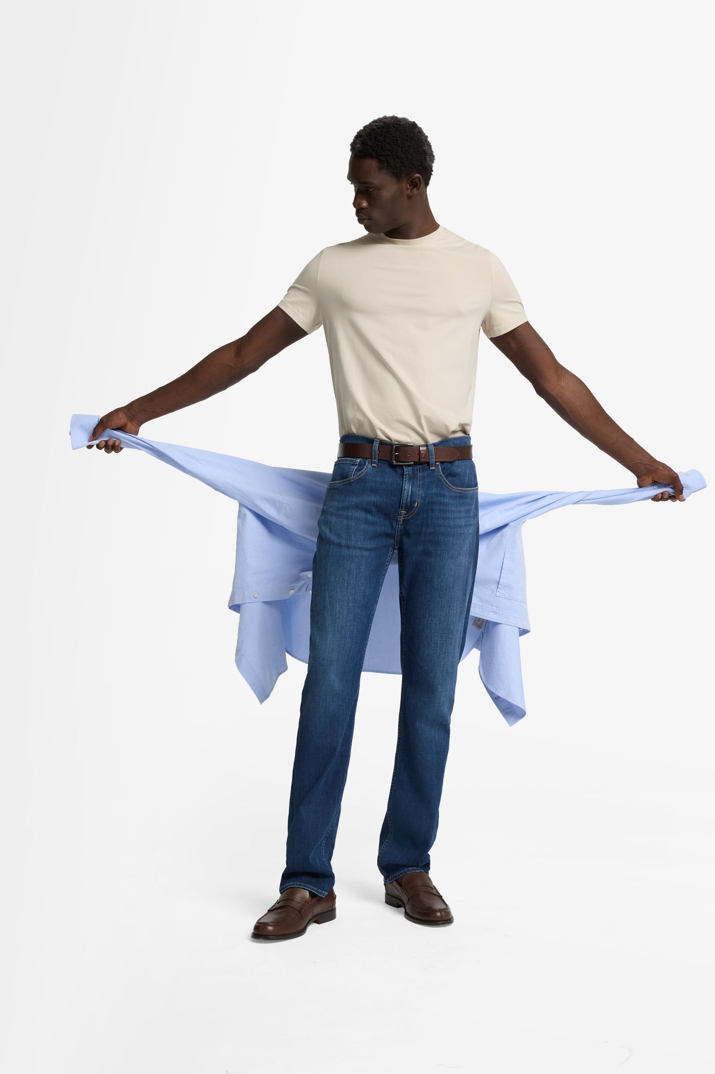 White Smoke ג׳ינס ארוך לגברים The Straight – Straight Leg SEVEN FOR ALL MANKIND