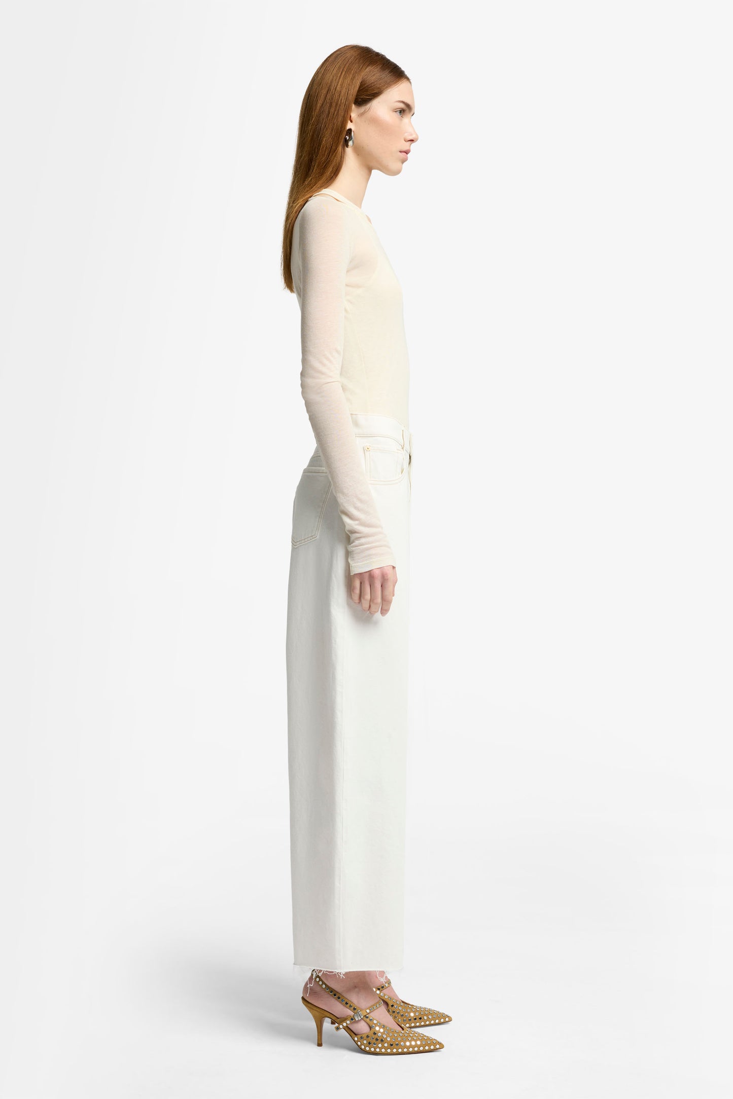 White Smoke ג'ינס ארוך לנשים Bonnie – Barrel Leg SEVEN FOR ALL MANKIND