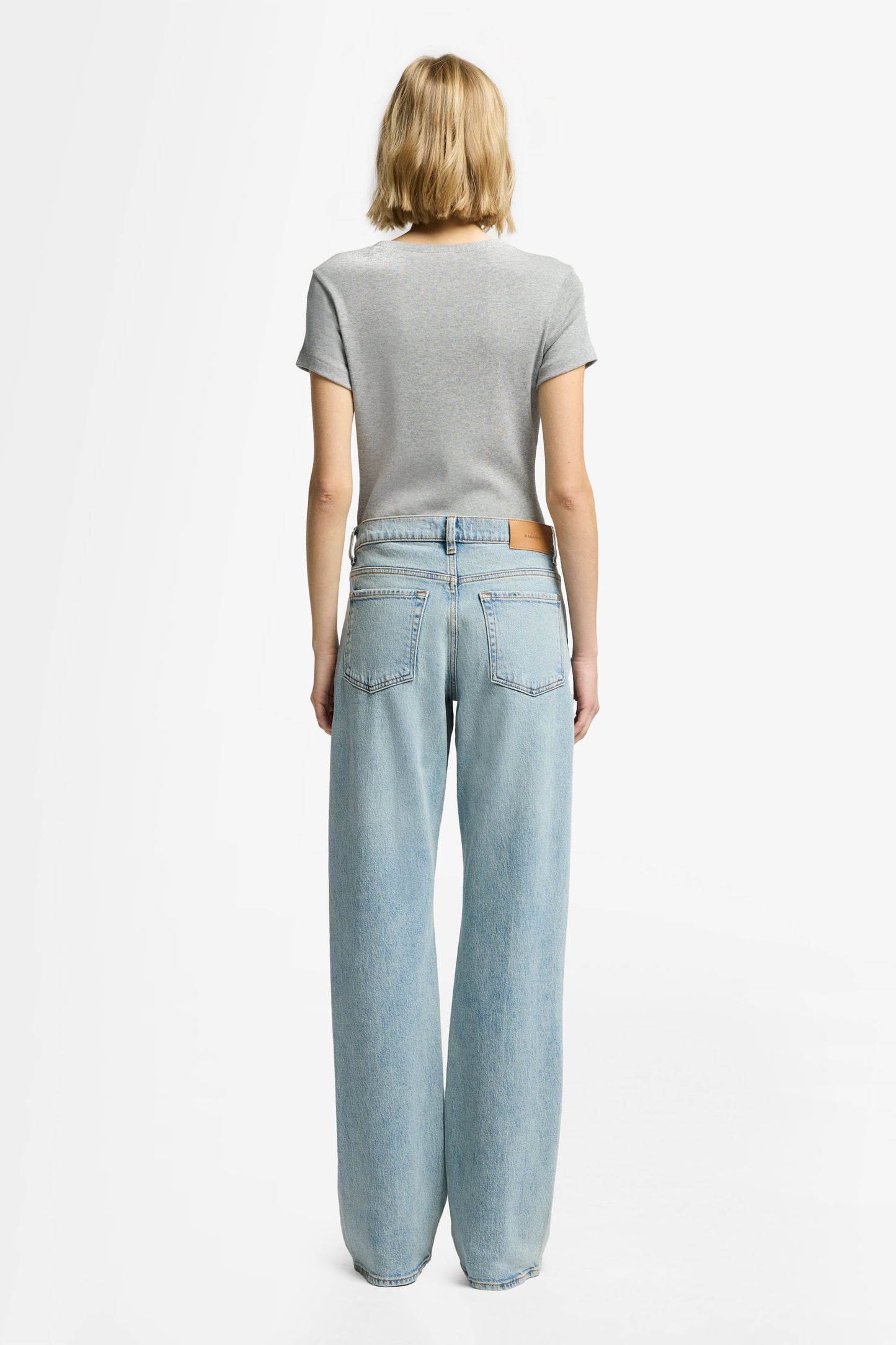 White Smoke ג'ינס ארוך לנשים Tess – Straight Leg SEVEN FOR ALL MANKIND