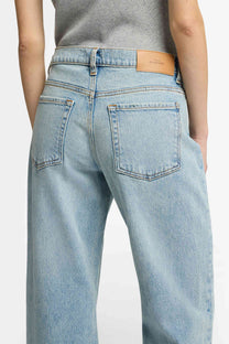Light Gray ג׳ינס ארוך לנשים Tess Trouser – Wide Fit SEVEN FOR ALL MANKIND