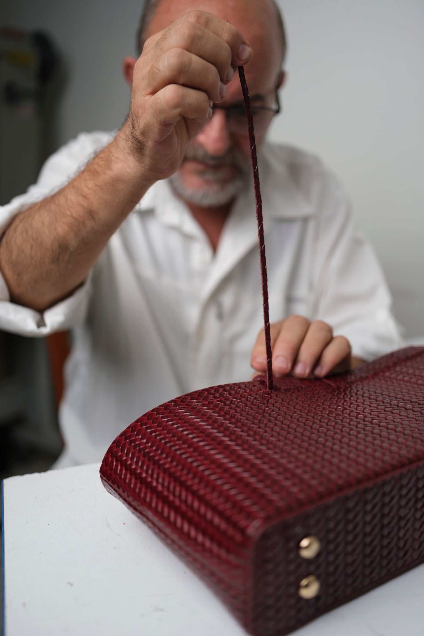 Dark Gray תיק צד Kate NOAM HAZAN